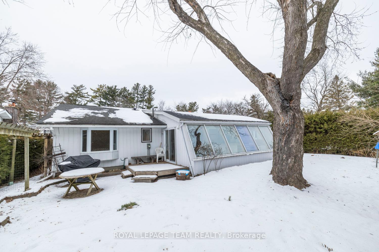 Photo 38 of 15 Glendenning Drive, Ottawa, Arlington Woods — HOMEH