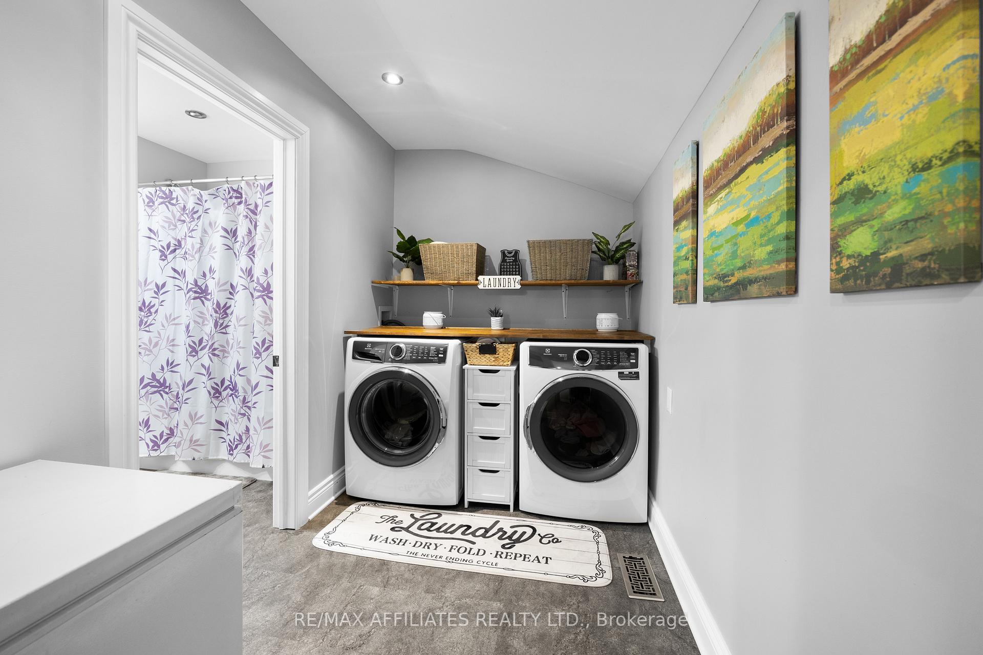 Photo 13 of 18 Winnifred Street N, Smiths Falls — HOMEH