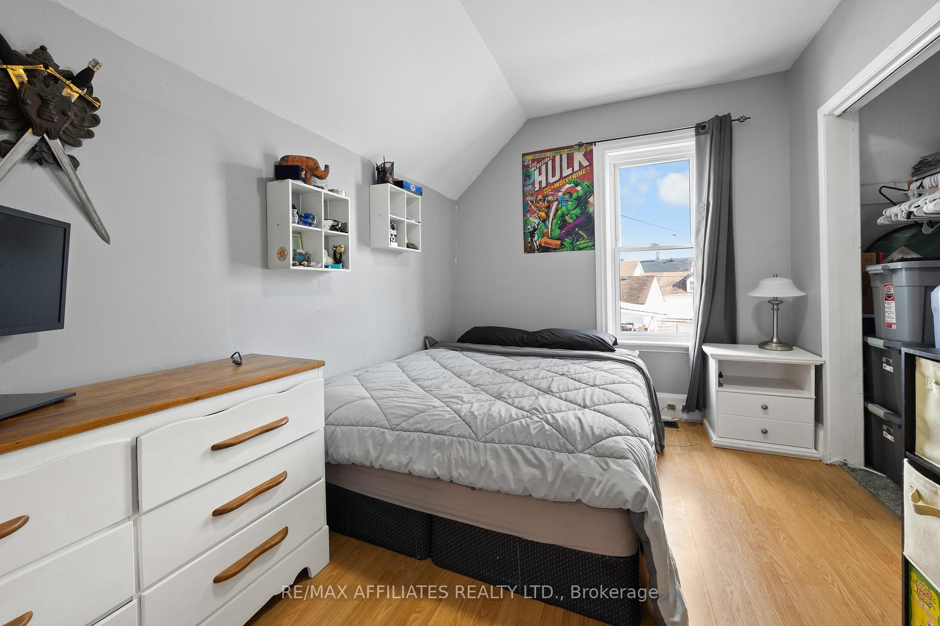 Photo 17 of 18 Winnifred Street N, Smiths Falls — HOMEH