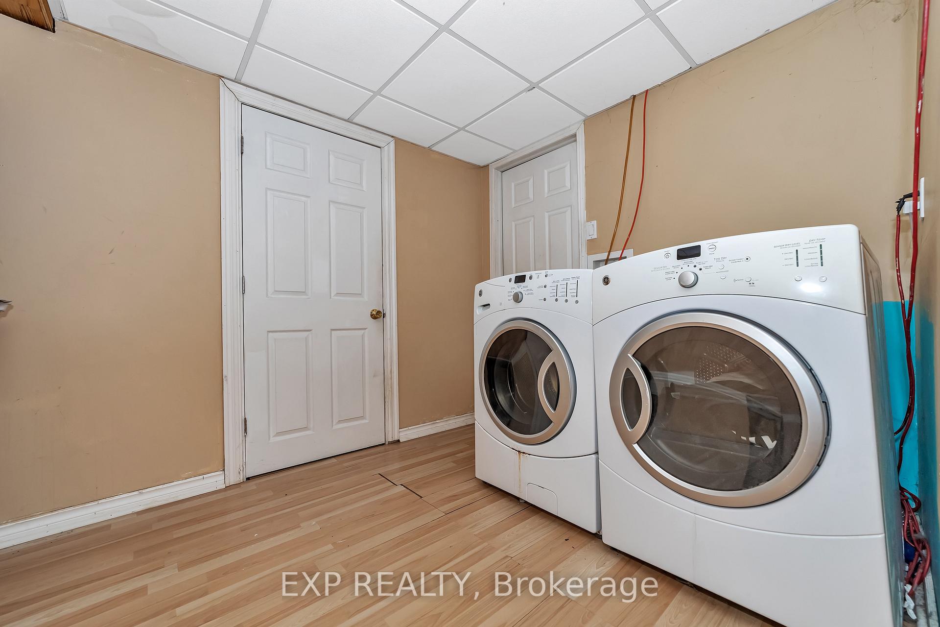 Photo 19 of 29 Sovereign Avenue, Ottawa, Craig Henry/Woodvale — HOMEH