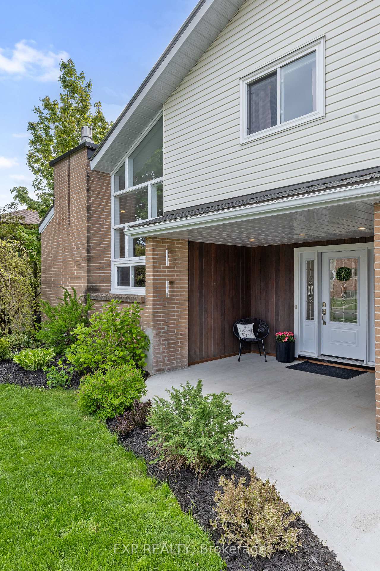 Photo 4 of 55 Broadview Avenue E, Smiths Falls — HOMEH