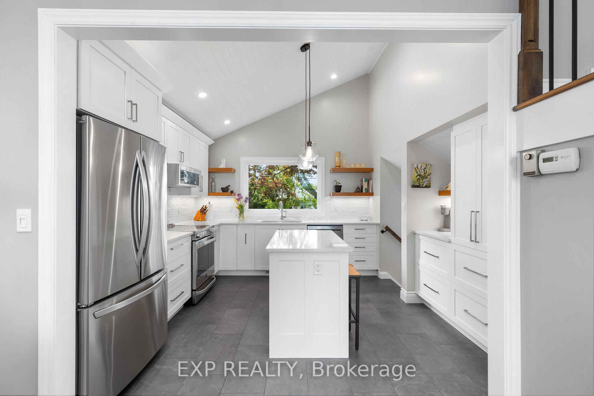 Photo 20 of 55 Broadview Avenue E, Smiths Falls — HOMEH