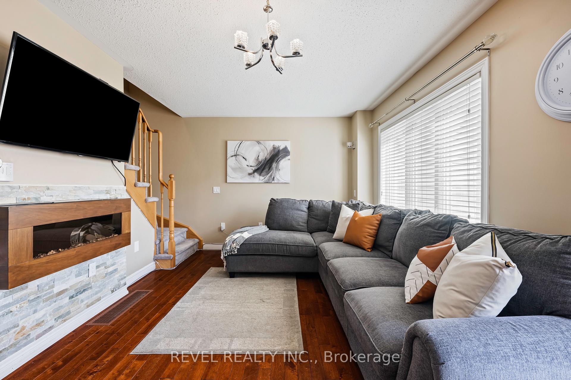 Photo 14 of 915 Cook Crescent, Shelburne — HOMEH
