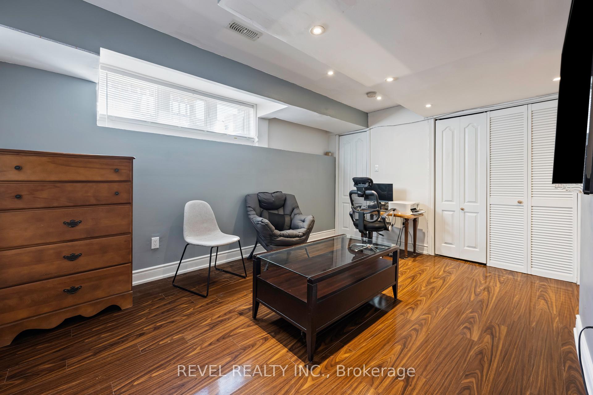 Photo 25 of 915 Cook Crescent, Shelburne — HOMEH