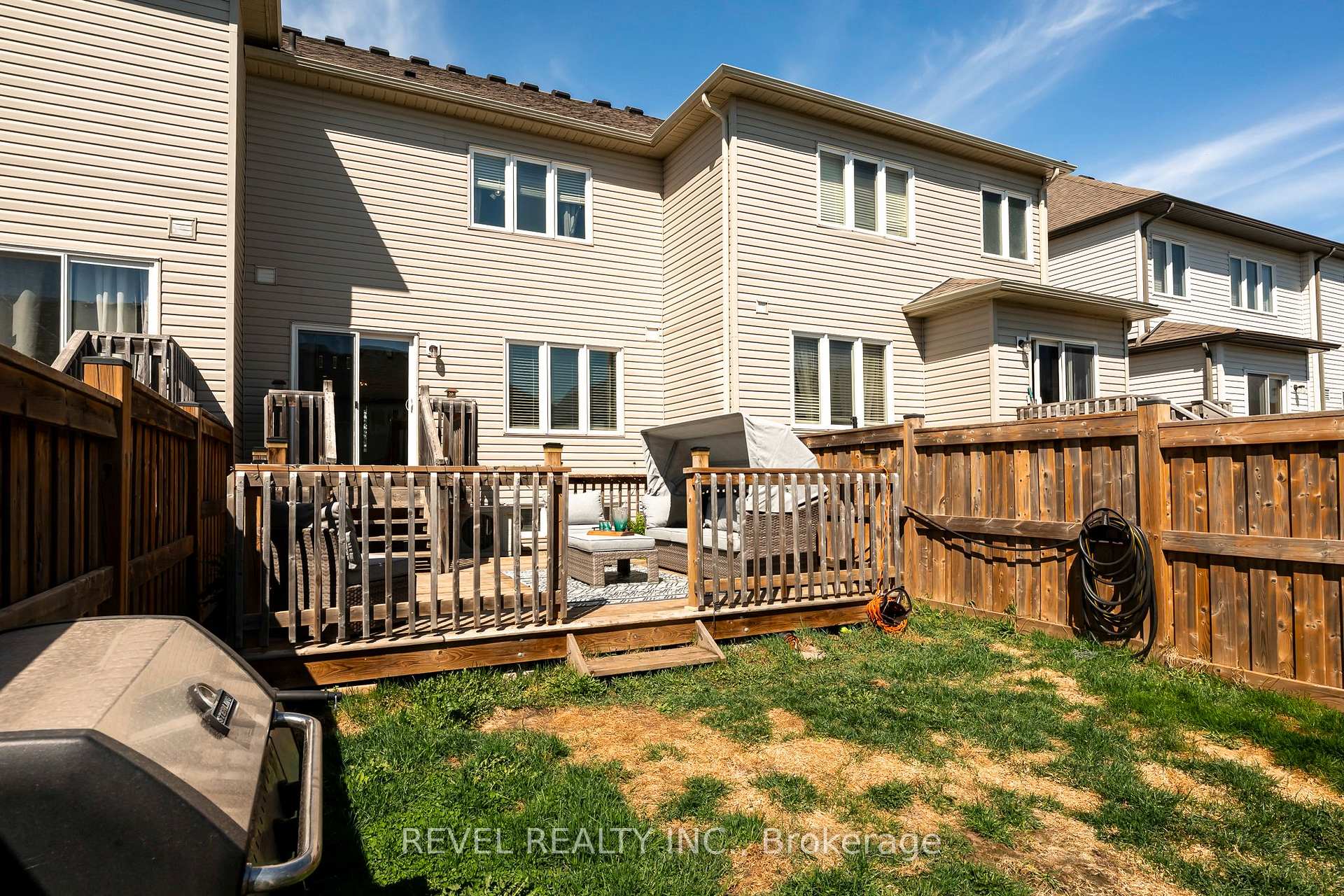 Photo 31 of 915 Cook Crescent, Shelburne — HOMEH
