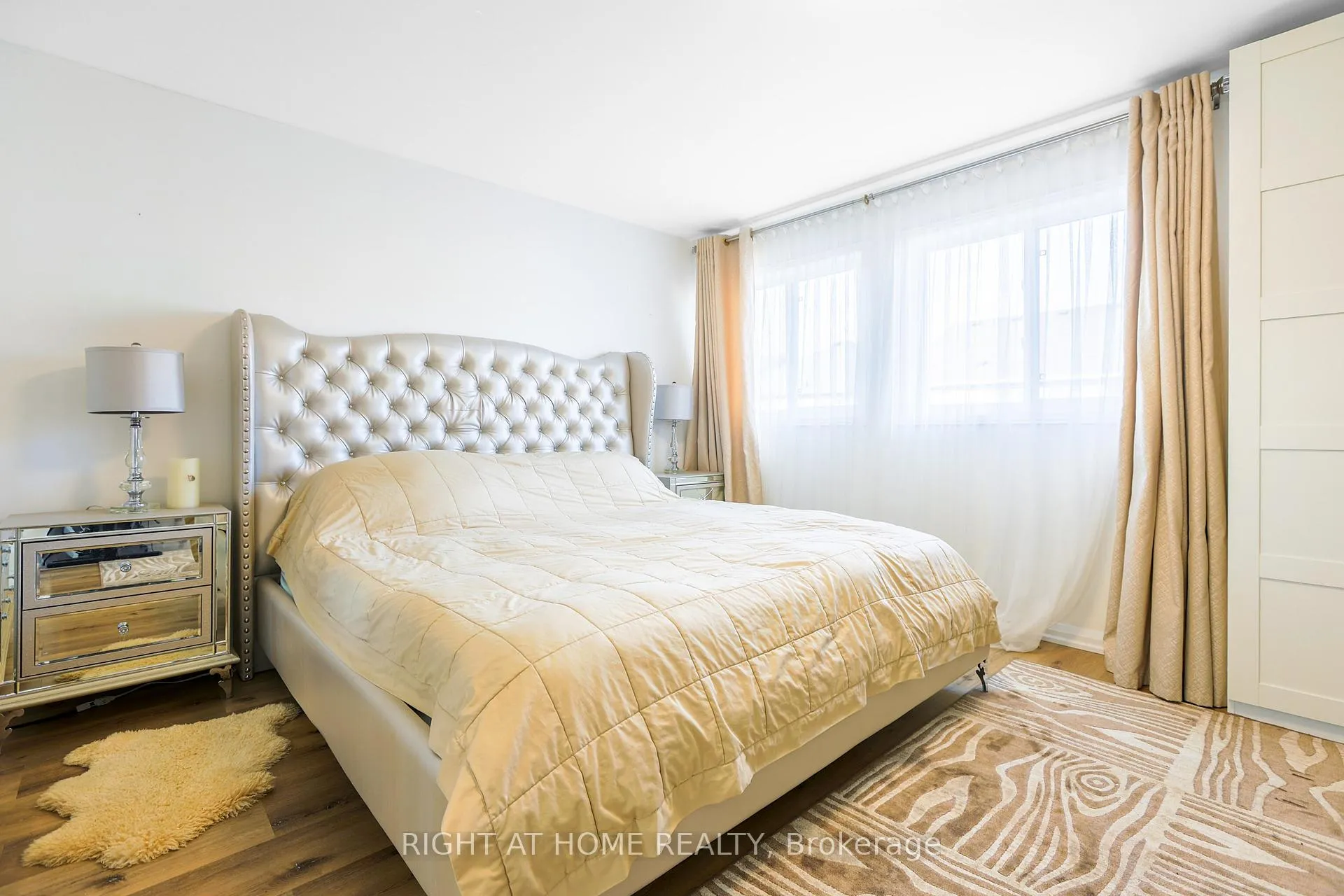 Photo 21 of 32 Eddington Place, Vaughan, Maple — HOMEH
