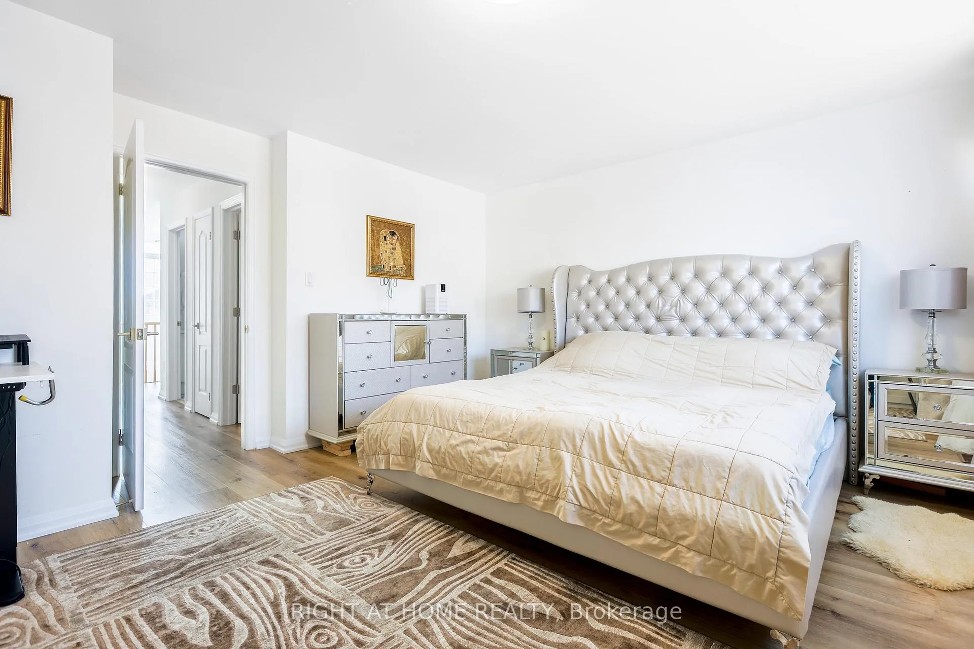 Photo 23 of 32 Eddington Place, Vaughan, Maple — HOMEH
