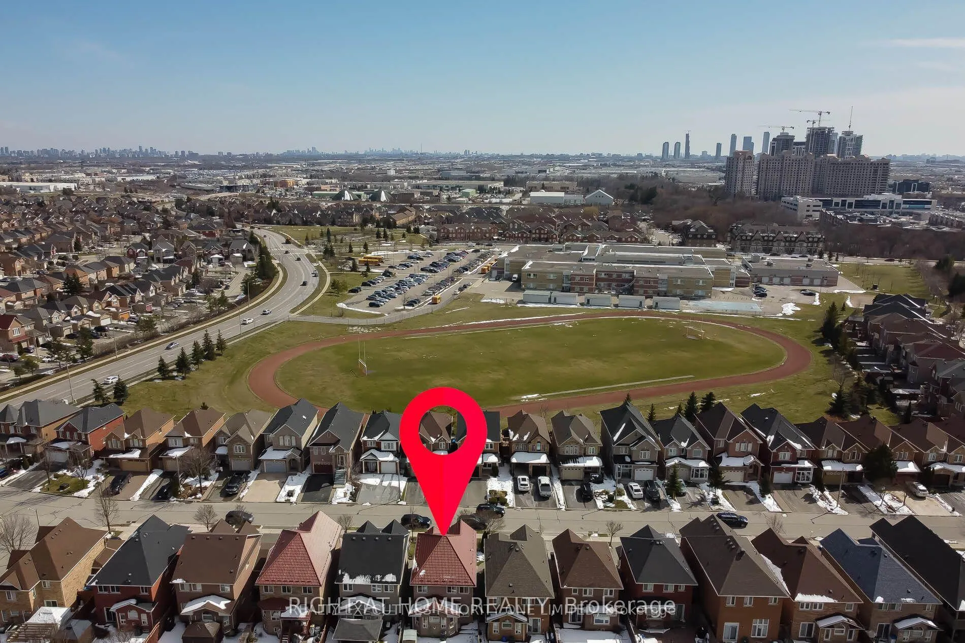Photo 36 of 32 Eddington Place, Vaughan, Maple — HOMEH