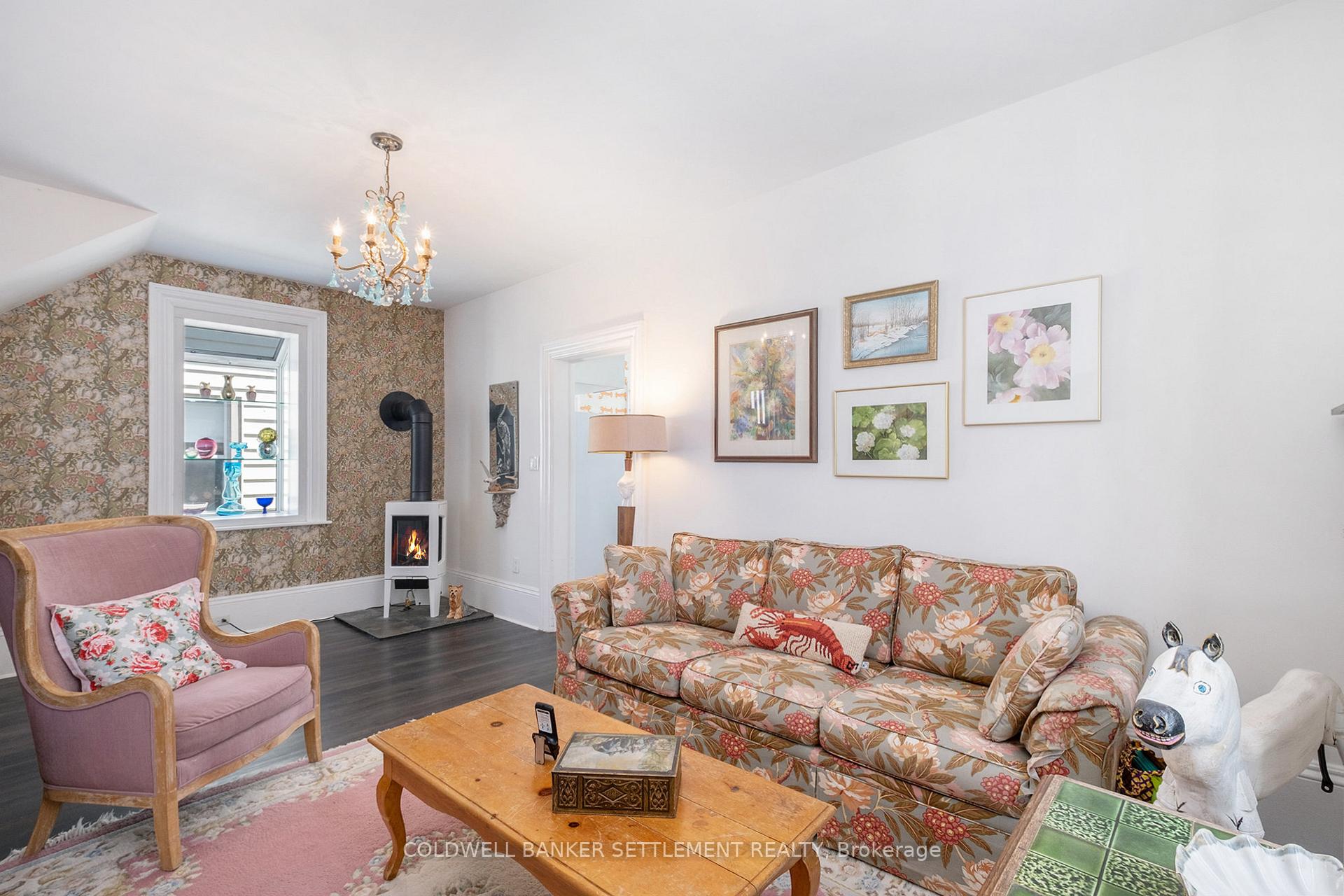 Photo 6 of 91 William Street E, Smiths Falls — HOMEH