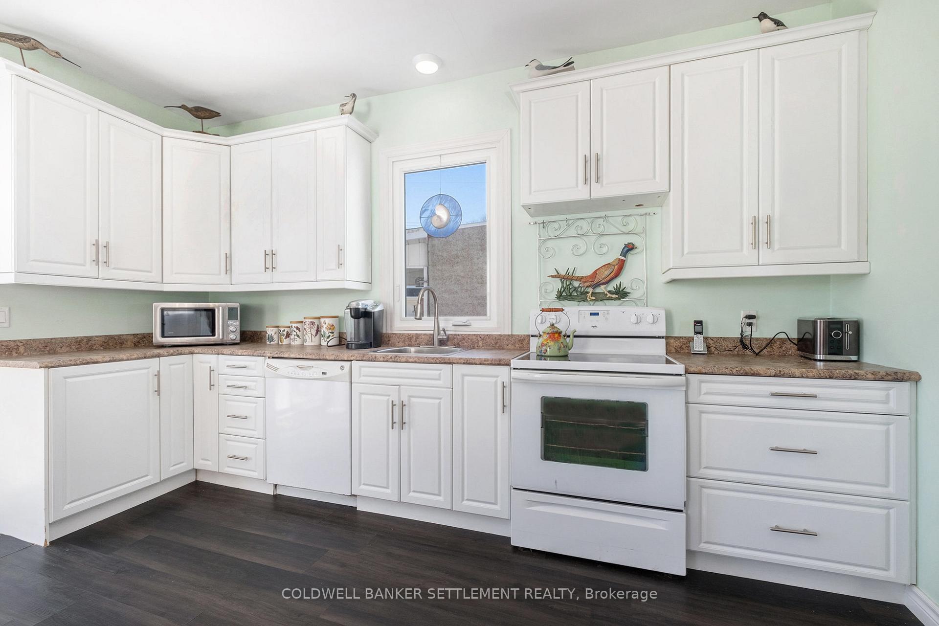 Photo 13 of 91 William Street E, Smiths Falls — HOMEH