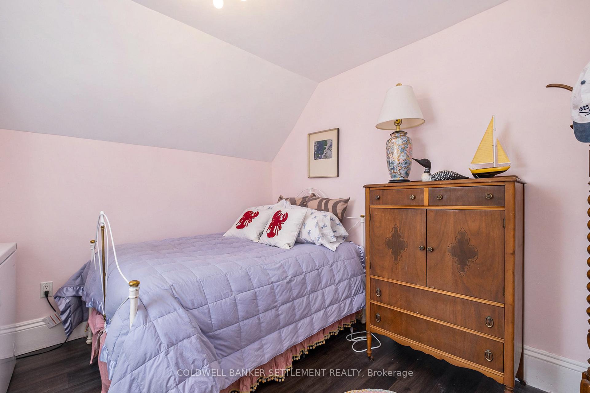 Photo 17 of 91 William Street E, Smiths Falls — HOMEH
