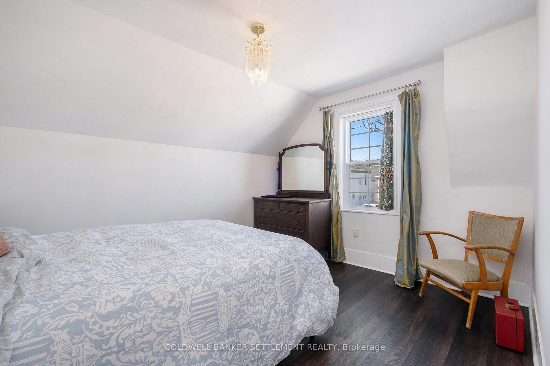 Photo 19 of 91 William Street E, Smiths Falls — HOMEH