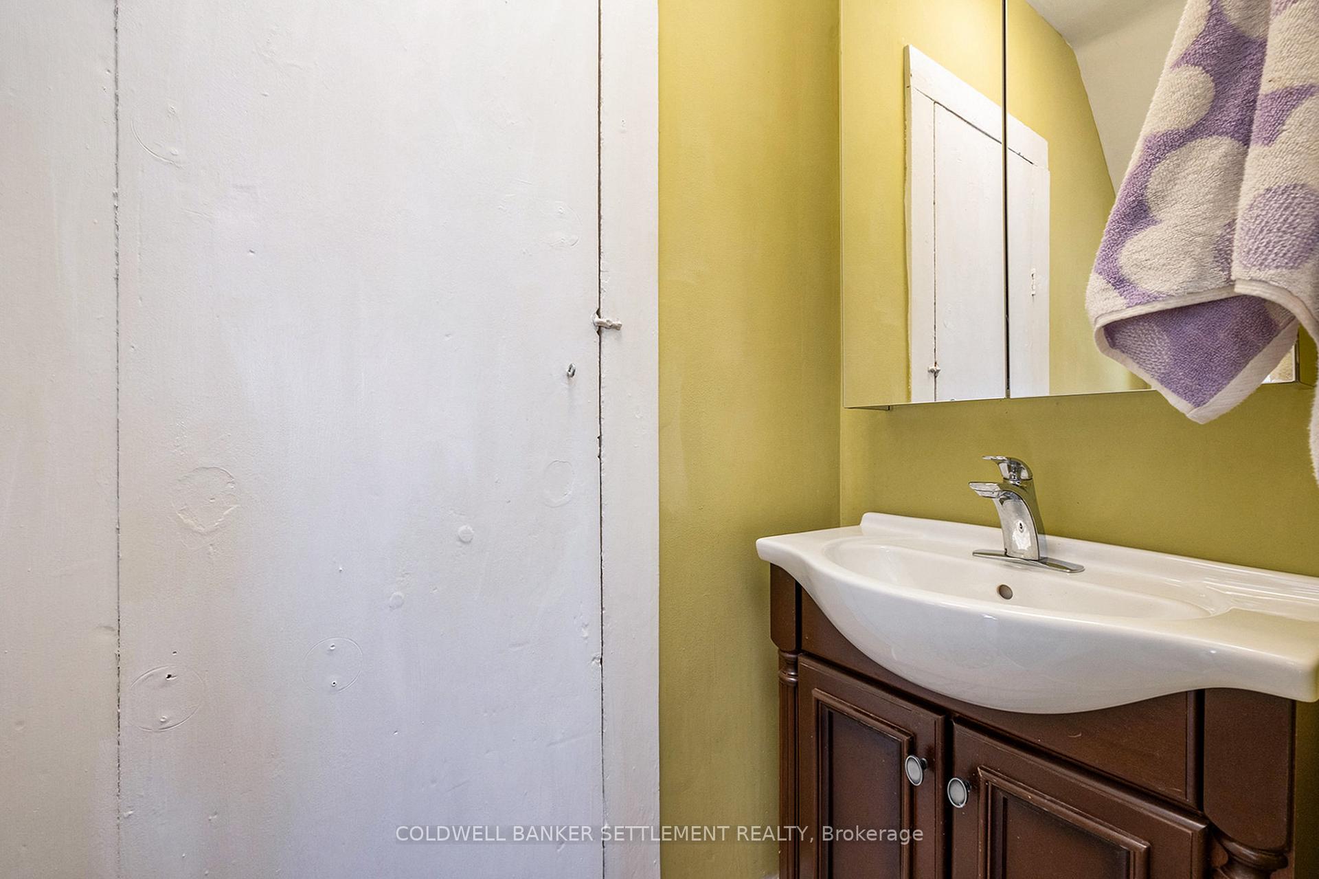 Photo 22 of 91 William Street E, Smiths Falls — HOMEH