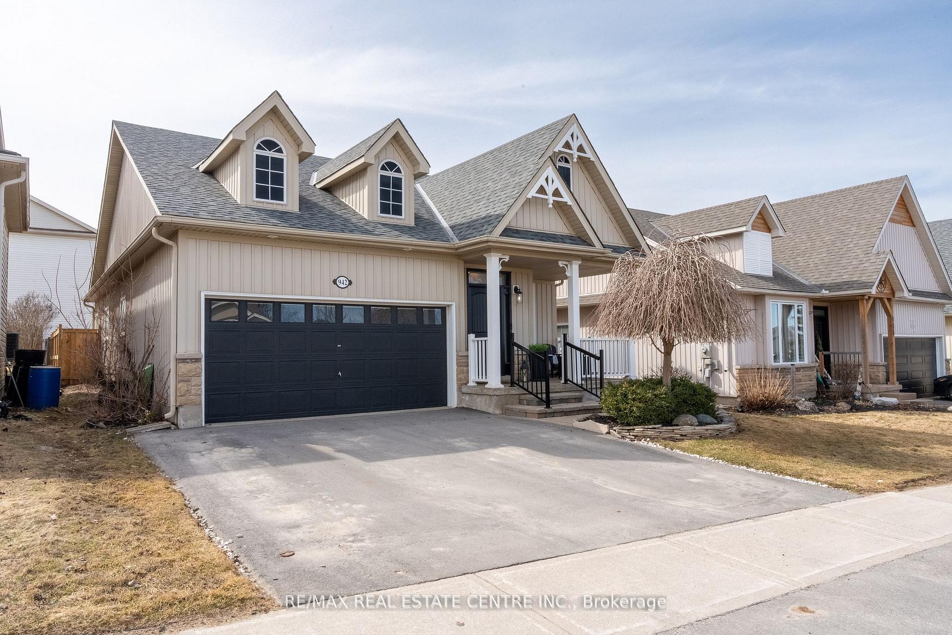 Photo 1 of 942 Greenwood Crescent, Shelburne — HOMEH