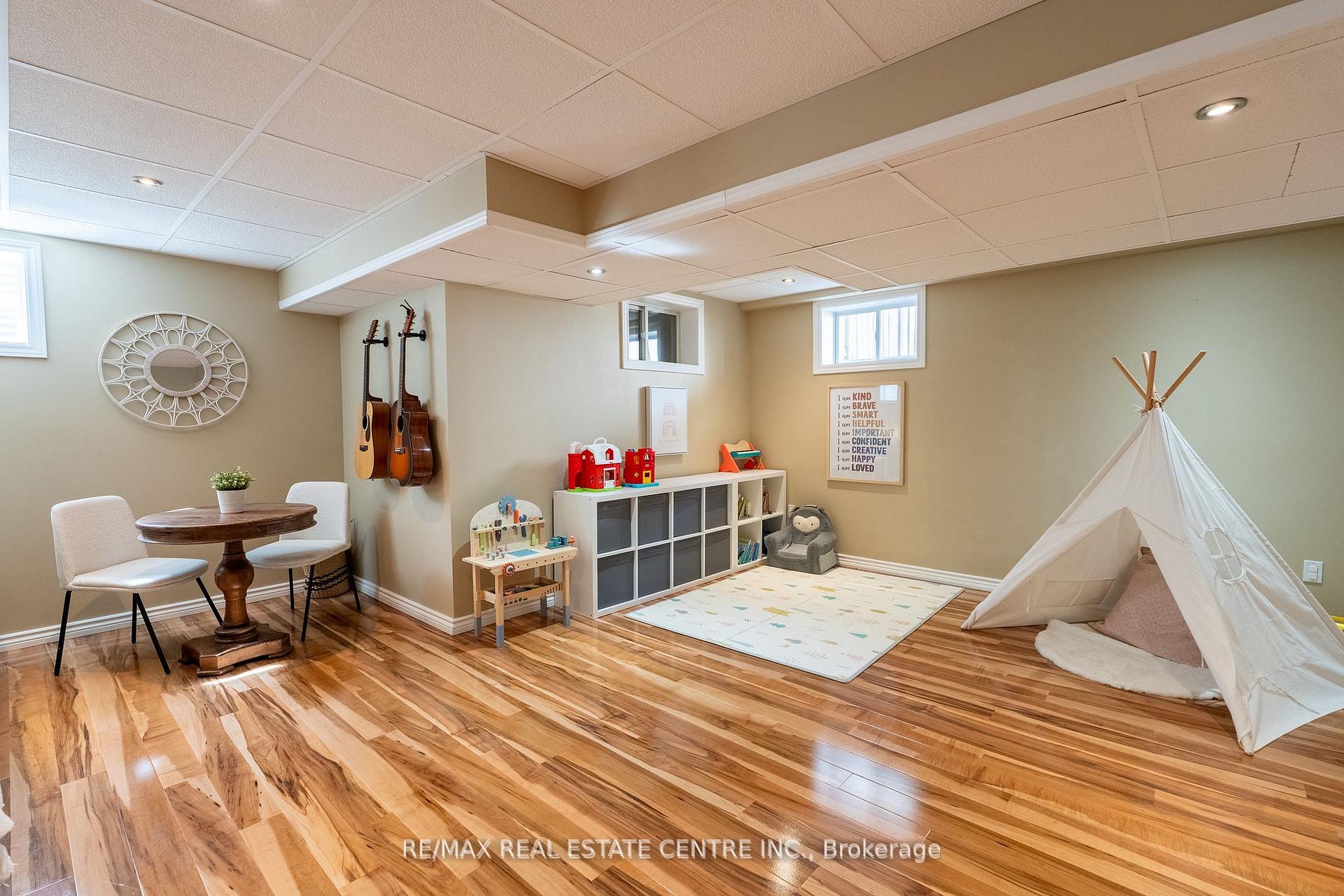 Photo 29 of 942 Greenwood Crescent, Shelburne — HOMEH