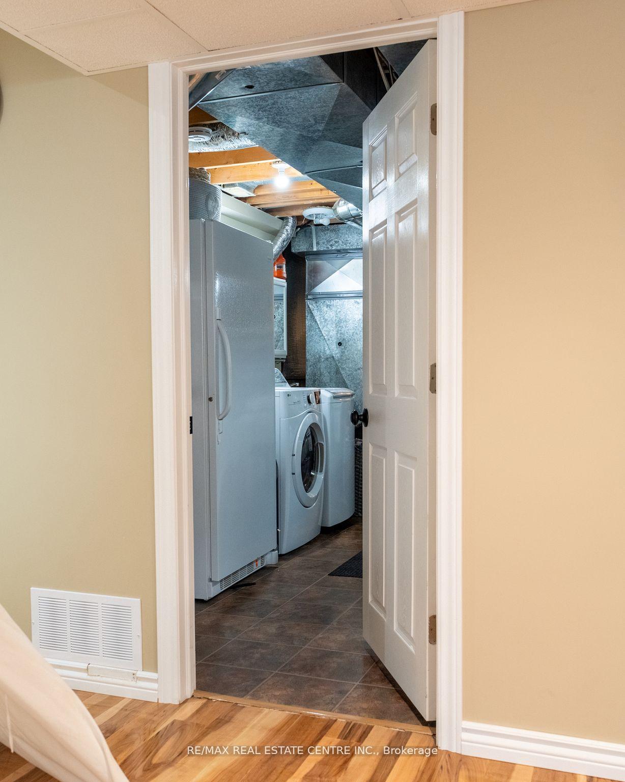Photo 33 of 942 Greenwood Crescent, Shelburne — HOMEH