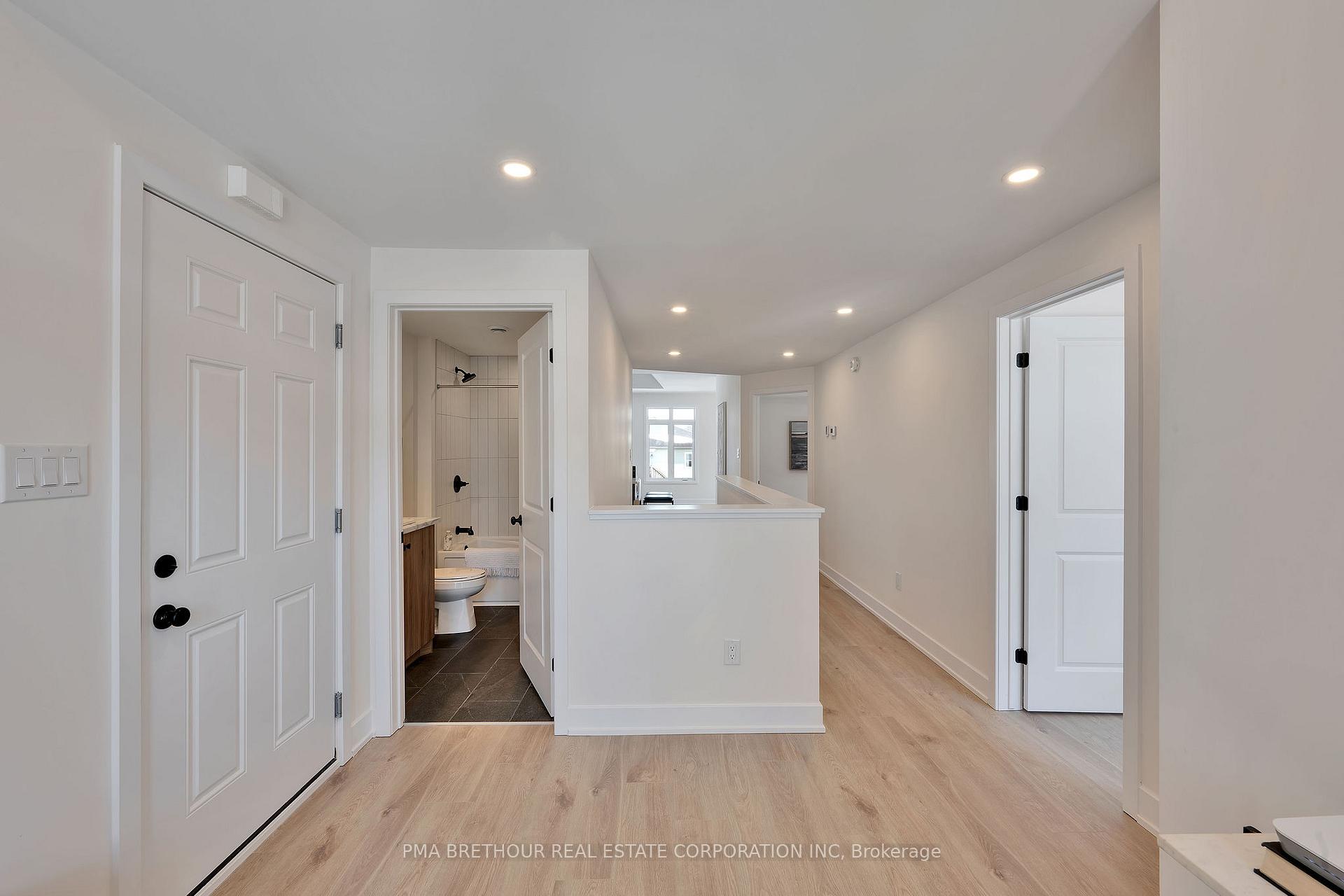 Photo 5 of 88 Whitcomb Crescent, Smiths Falls — HOMEH