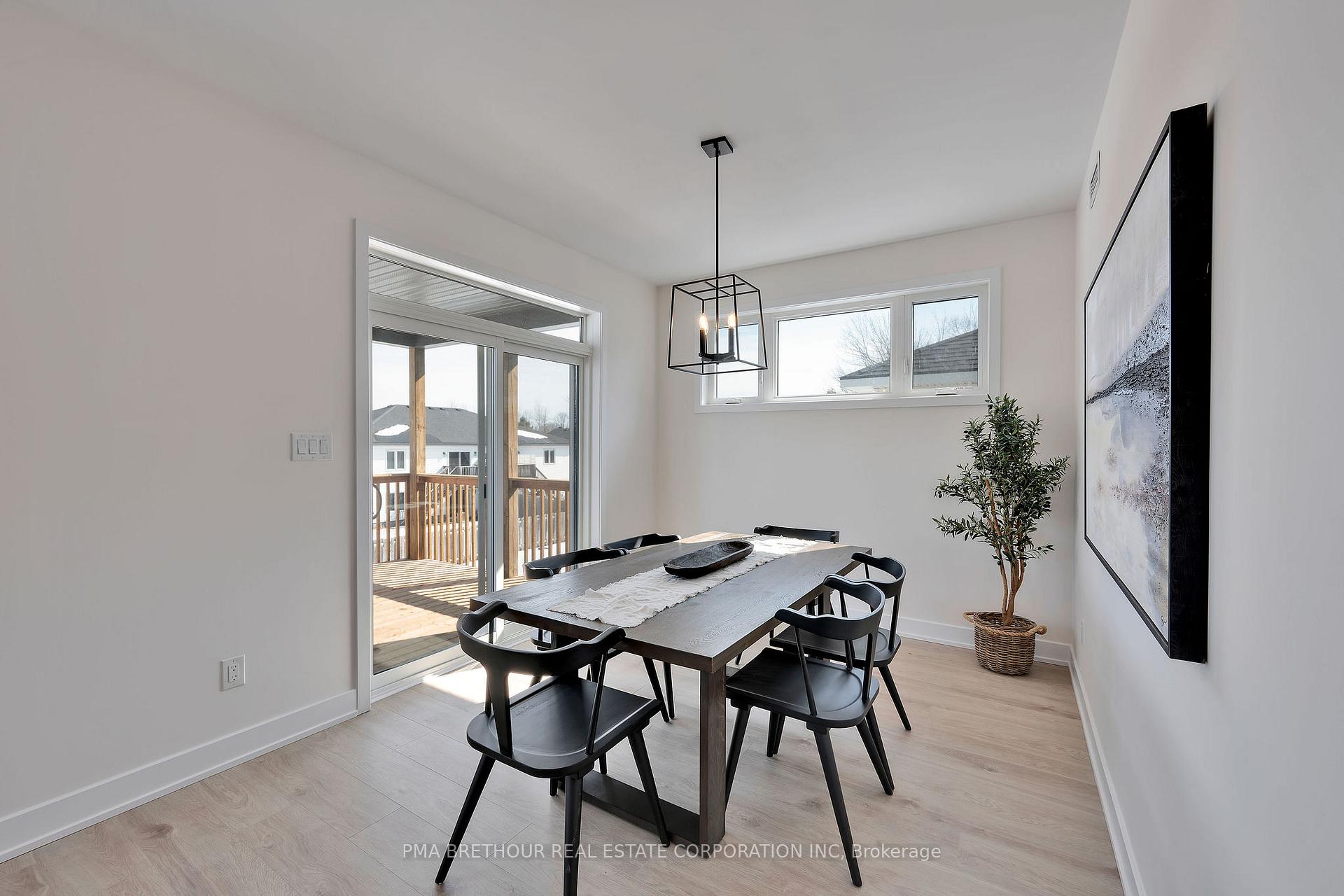 Photo 16 of 88 Whitcomb Crescent, Smiths Falls — HOMEH