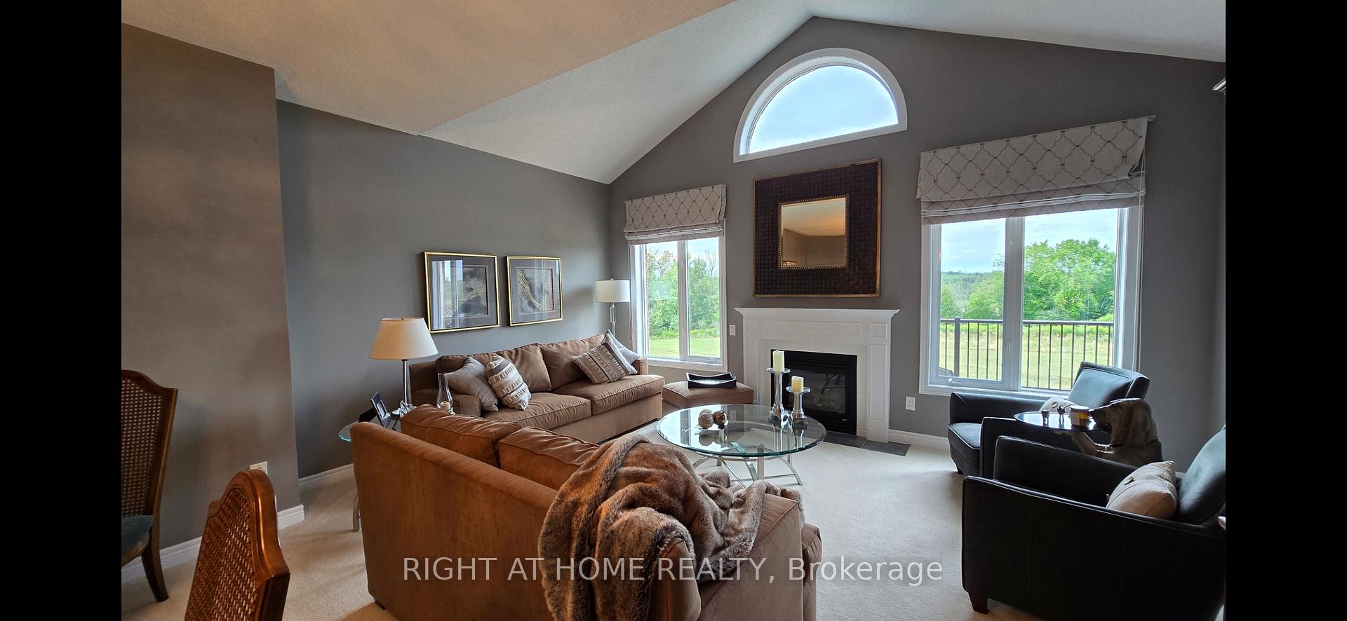 Photo 9 of 299 Waterbury Crescent, Scugog, Port Perry — HOMEH
