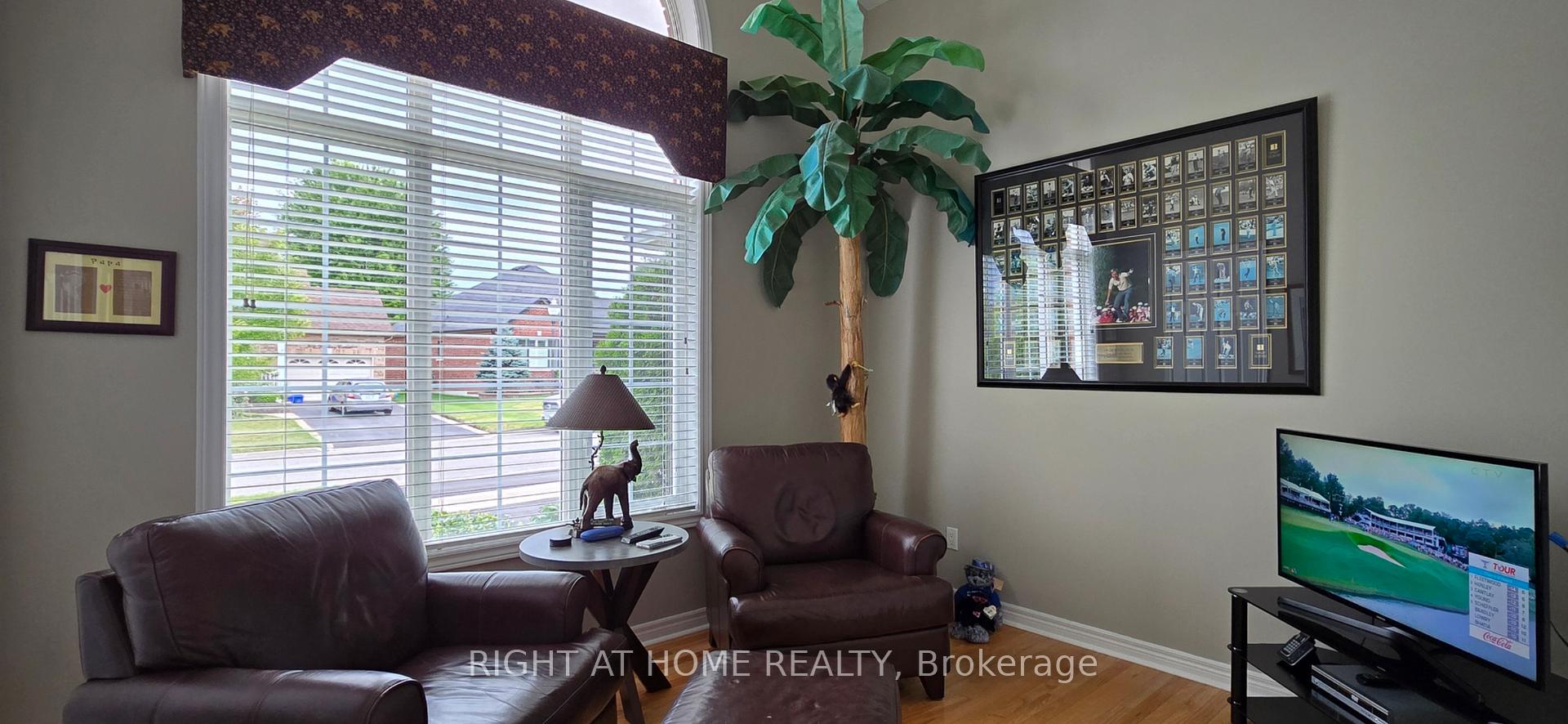 Photo 13 of 299 Waterbury Crescent, Scugog, Port Perry — HOMEH