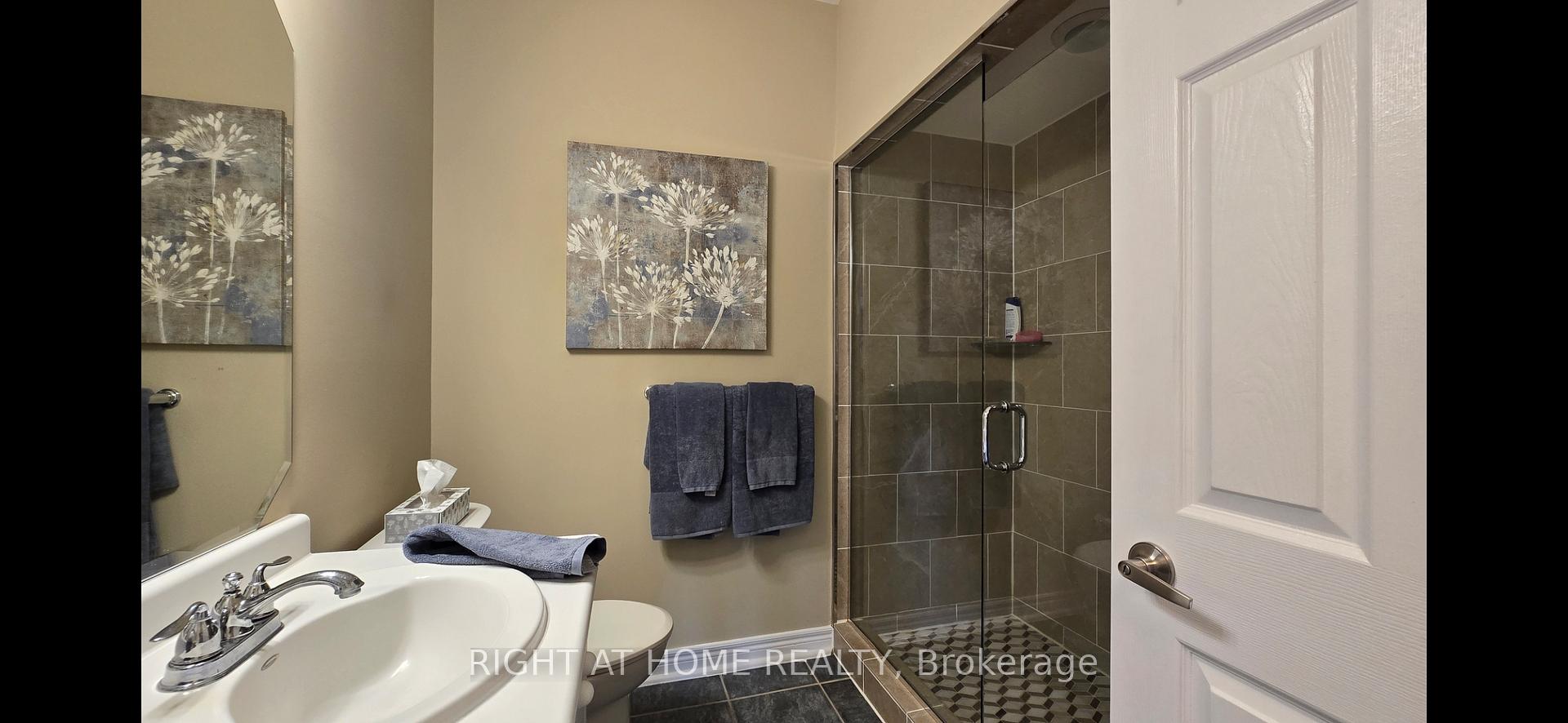 Photo 14 of 299 Waterbury Crescent, Scugog, Port Perry — HOMEH