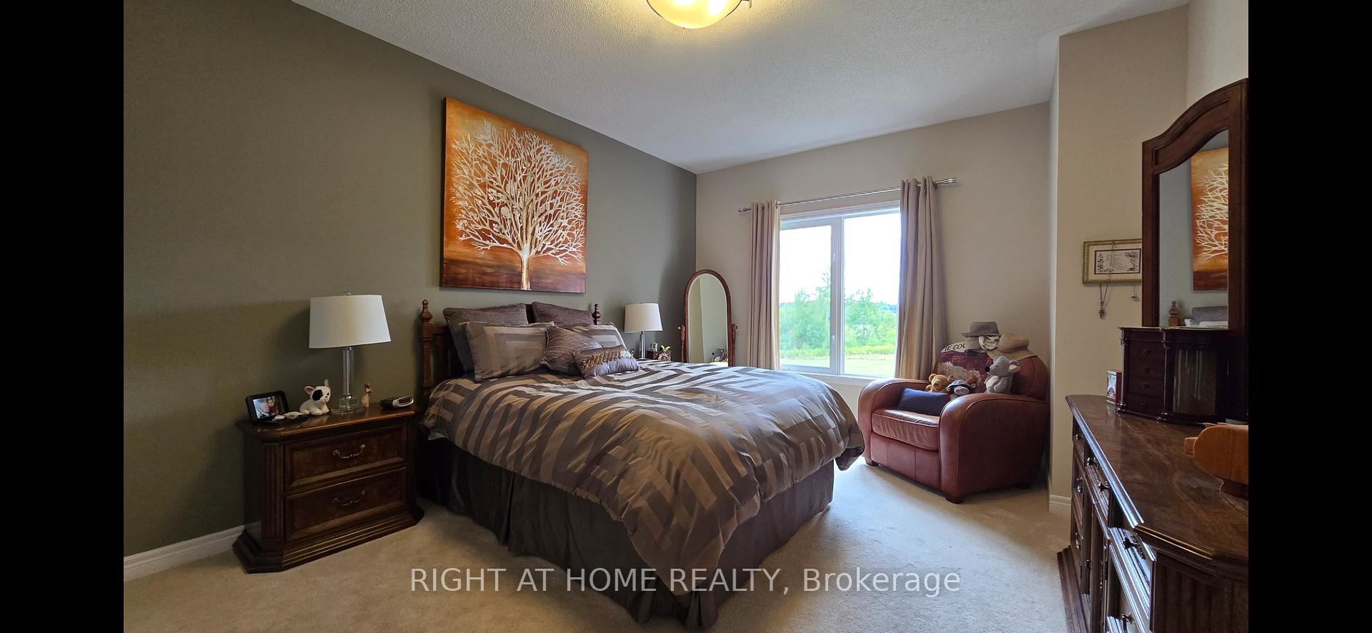 Photo 15 of 299 Waterbury Crescent, Scugog, Port Perry — HOMEH