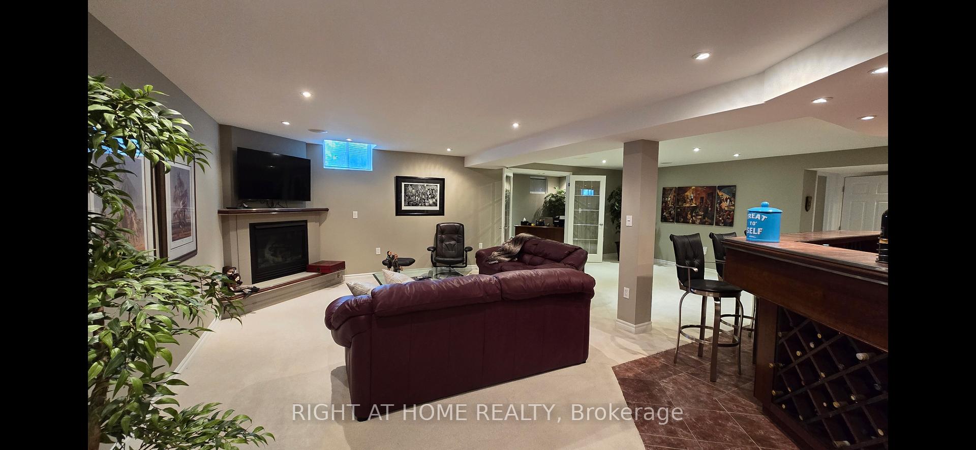 Photo 18 of 299 Waterbury Crescent, Scugog, Port Perry — HOMEH