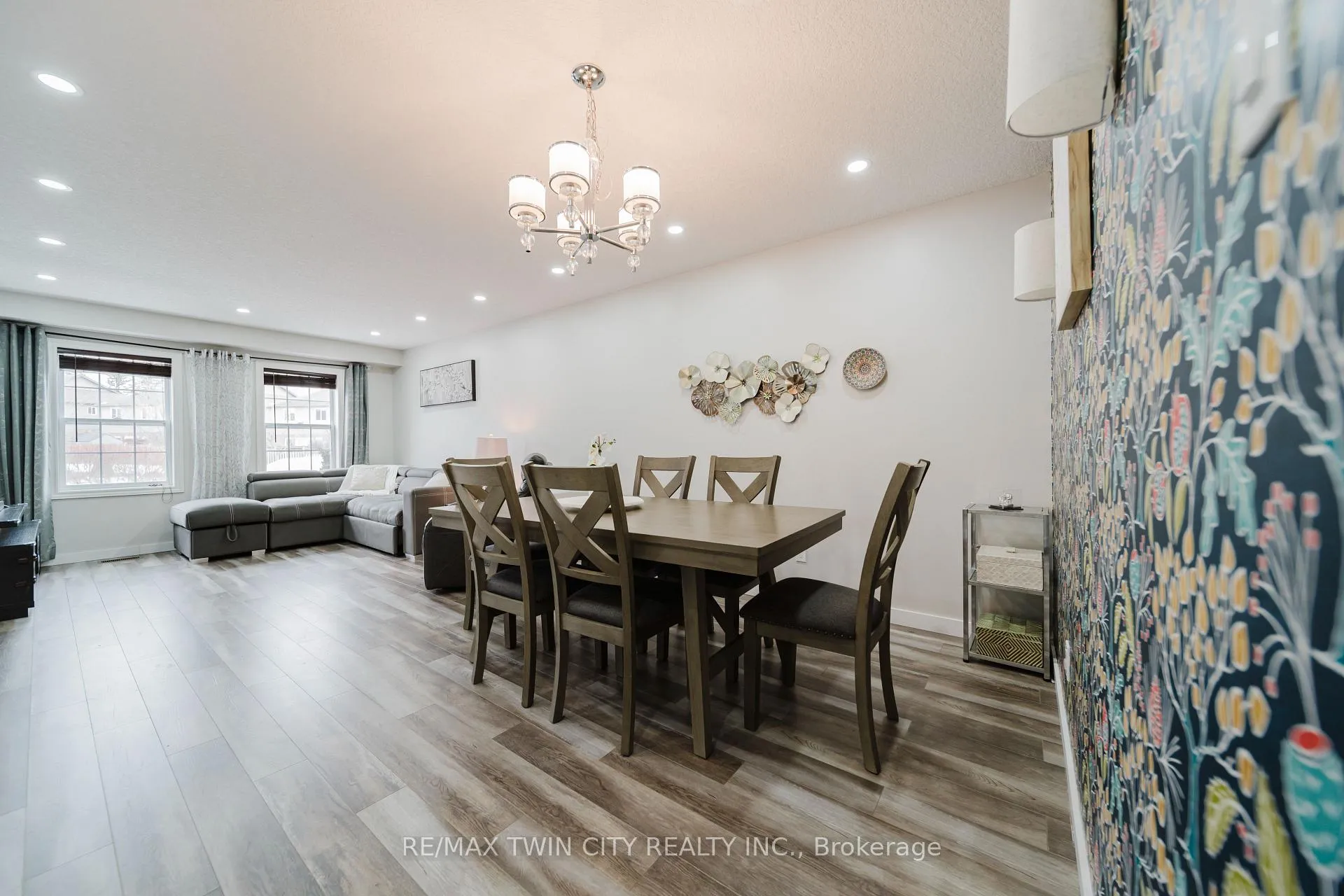Photo 10 of Unit 2, 214 Snyder's Road W, Wilmot — HOMEH