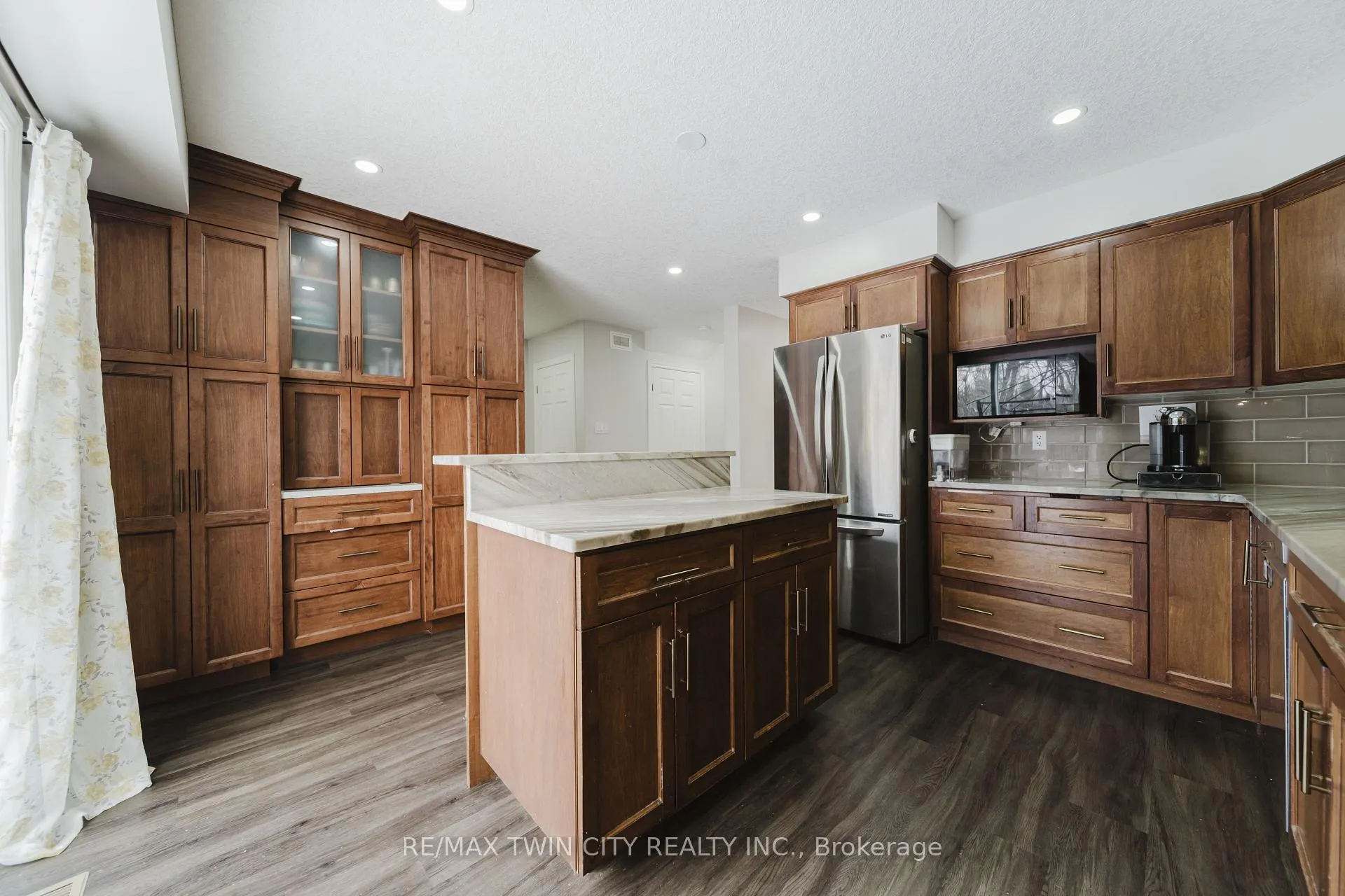 Photo 13 of Unit 2, 214 Snyder's Road W, Wilmot — HOMEH