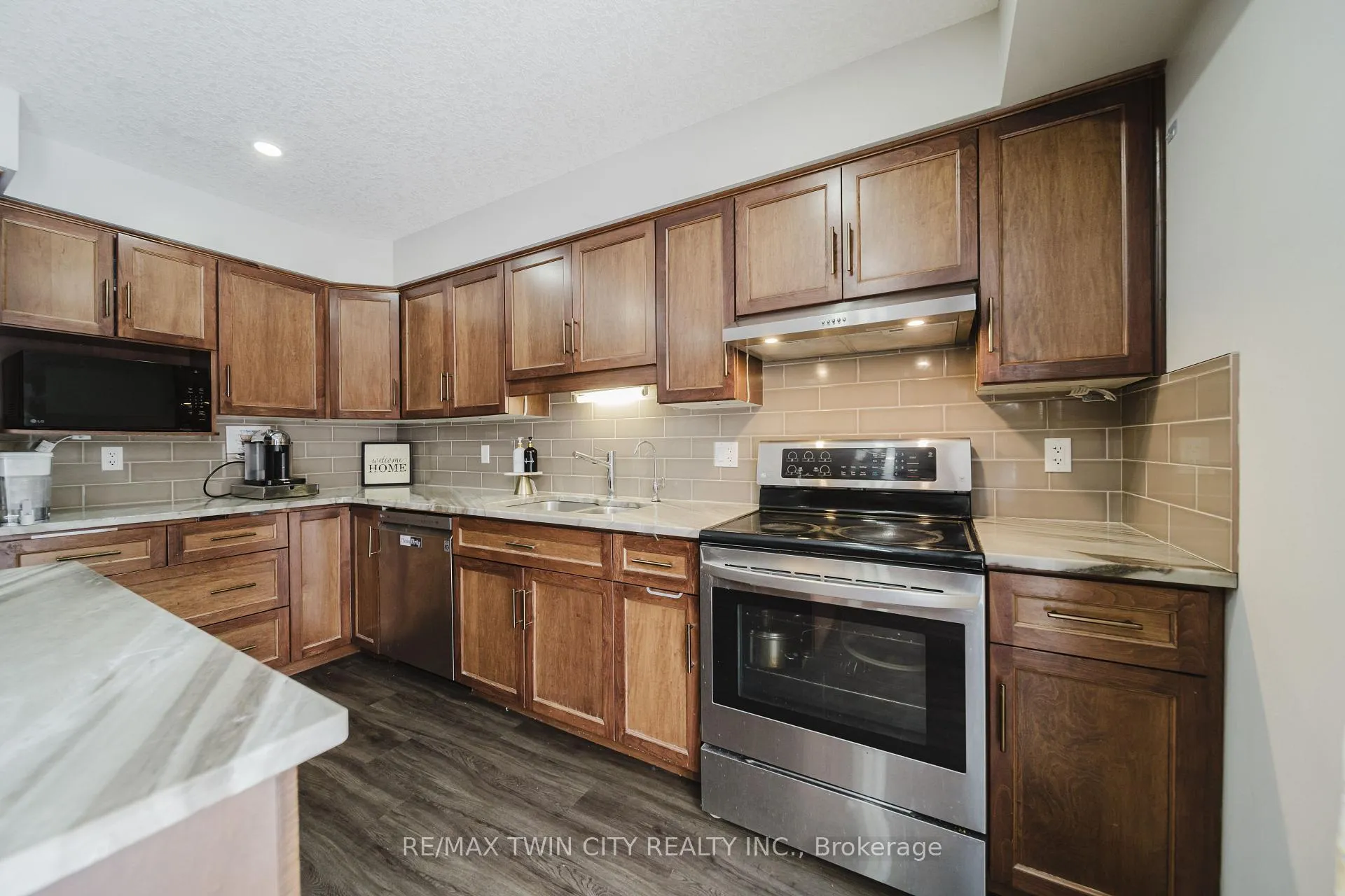 Photo 15 of Unit 2, 214 Snyder's Road W, Wilmot — HOMEH