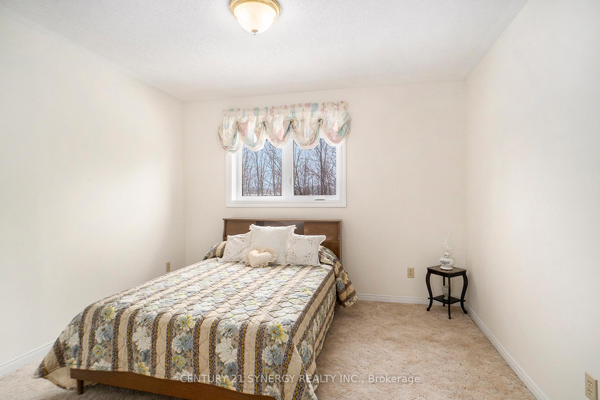 Photo 16 of 9 Davis Drive, Smiths Falls — HOMEH