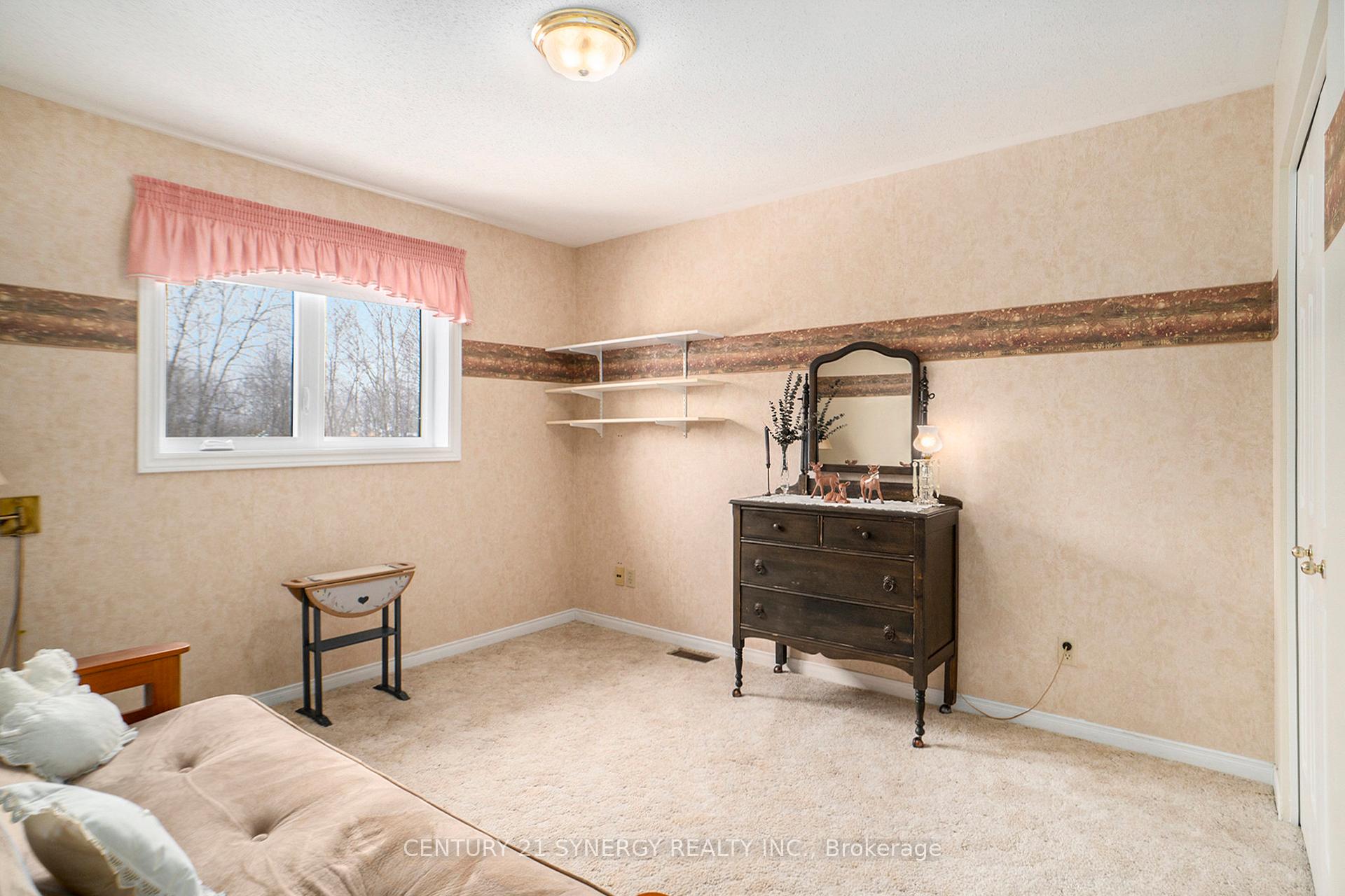 Photo 18 of 9 Davis Drive, Smiths Falls — HOMEH