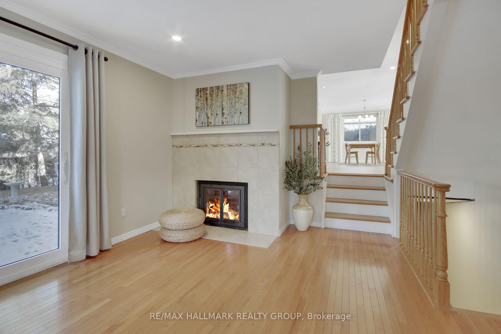 Photo 10 of 13 Cosburn Avenue, Ottawa, Arlington Woods — HOMEH