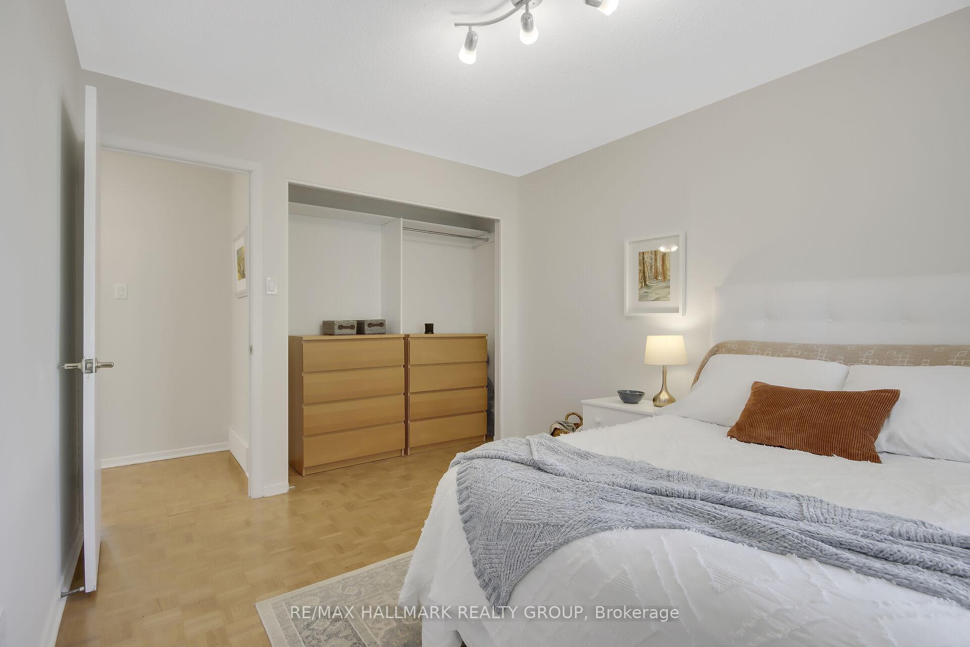 Photo 18 of 13 Cosburn Avenue, Ottawa, Arlington Woods — HOMEH