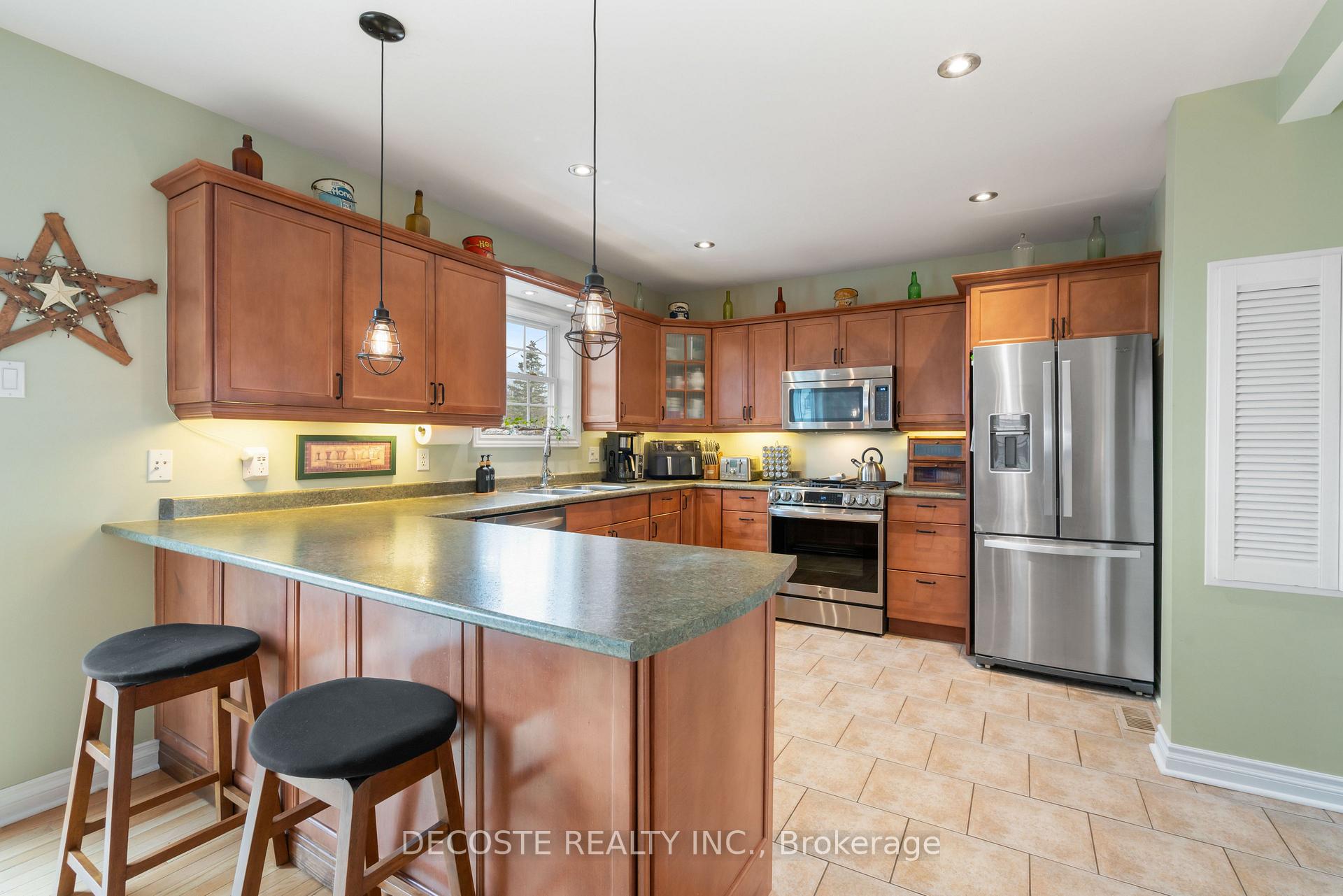 Photo 10 of 3 North Beech Street, South Glengarry, Lancaster — HOMEH
