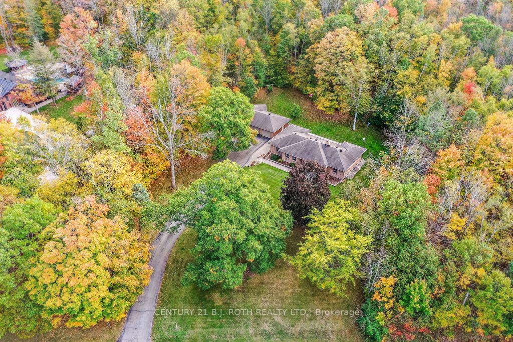 Photo 3 of 1059 Birchcliffe Crescent, Severn, Rural Severn — HOMEH