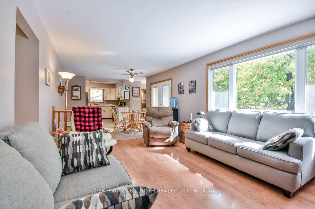 Photo 14 of 1059 Birchcliffe Crescent, Severn, Rural Severn — HOMEH