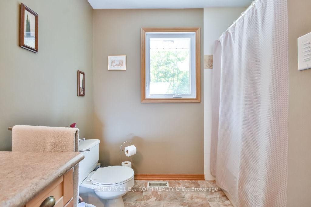 Photo 21 of 1059 Birchcliffe Crescent, Severn, Rural Severn — HOMEH