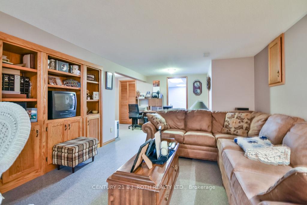 Photo 28 of 1059 Birchcliffe Crescent, Severn, Rural Severn — HOMEH