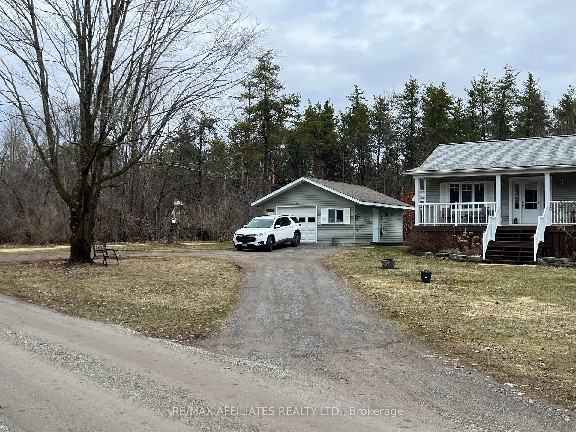 Photo 2 of 29 B11 Road, Rideau Lakes, Rideau Lakes (South Elmsley) Twp — HOMEH