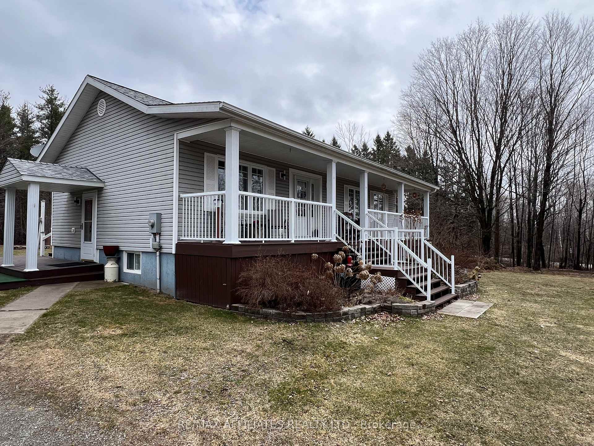 Photo 4 of 29 B11 Road, Rideau Lakes, Rideau Lakes (South Elmsley) Twp — HOMEH