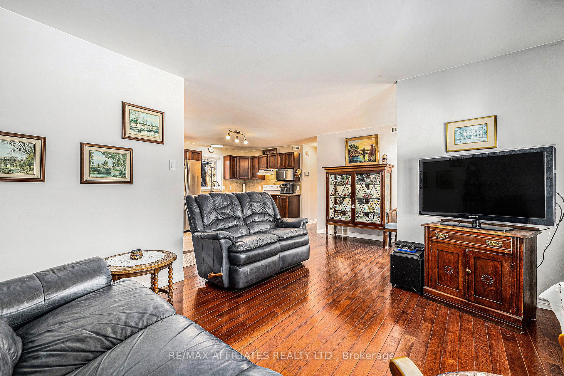 Photo 13 of 29 B11 Road, Rideau Lakes, Rideau Lakes (South Elmsley) Twp — HOMEH