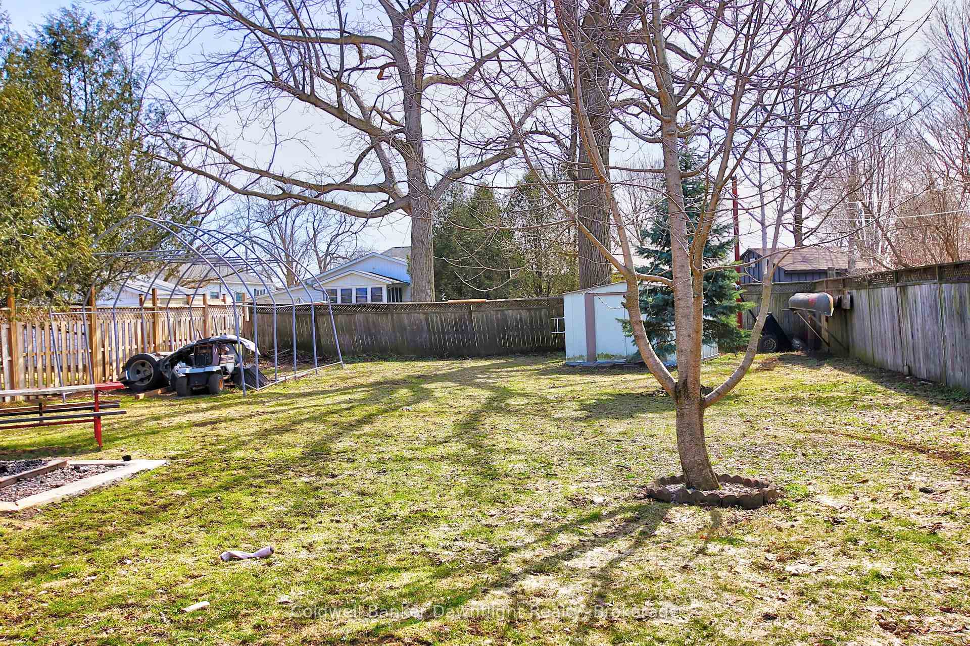 Photo 15 of 85 Huron Street W, South Huron, Exeter — HOMEH