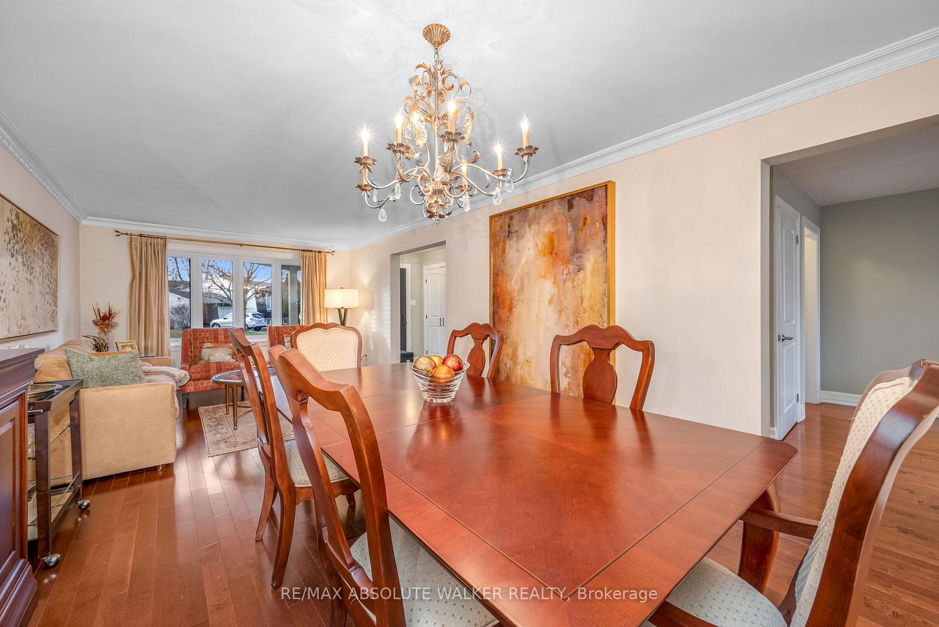 Photo 11 of 9 Bainbridge Avenue, Ottawa, Craig Henry/Woodvale — HOMEH