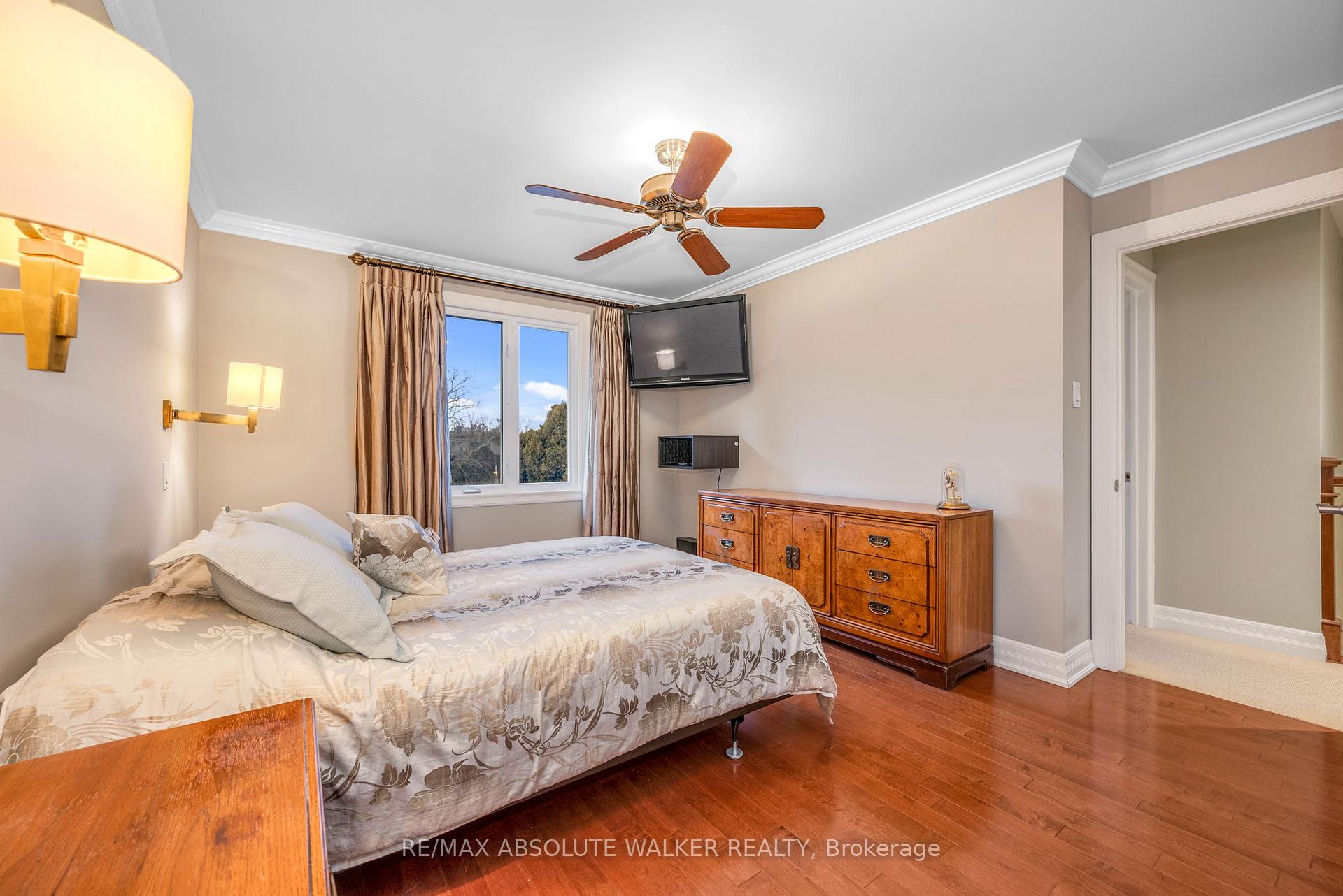 Photo 20 of 9 Bainbridge Avenue, Ottawa, Craig Henry/Woodvale — HOMEH