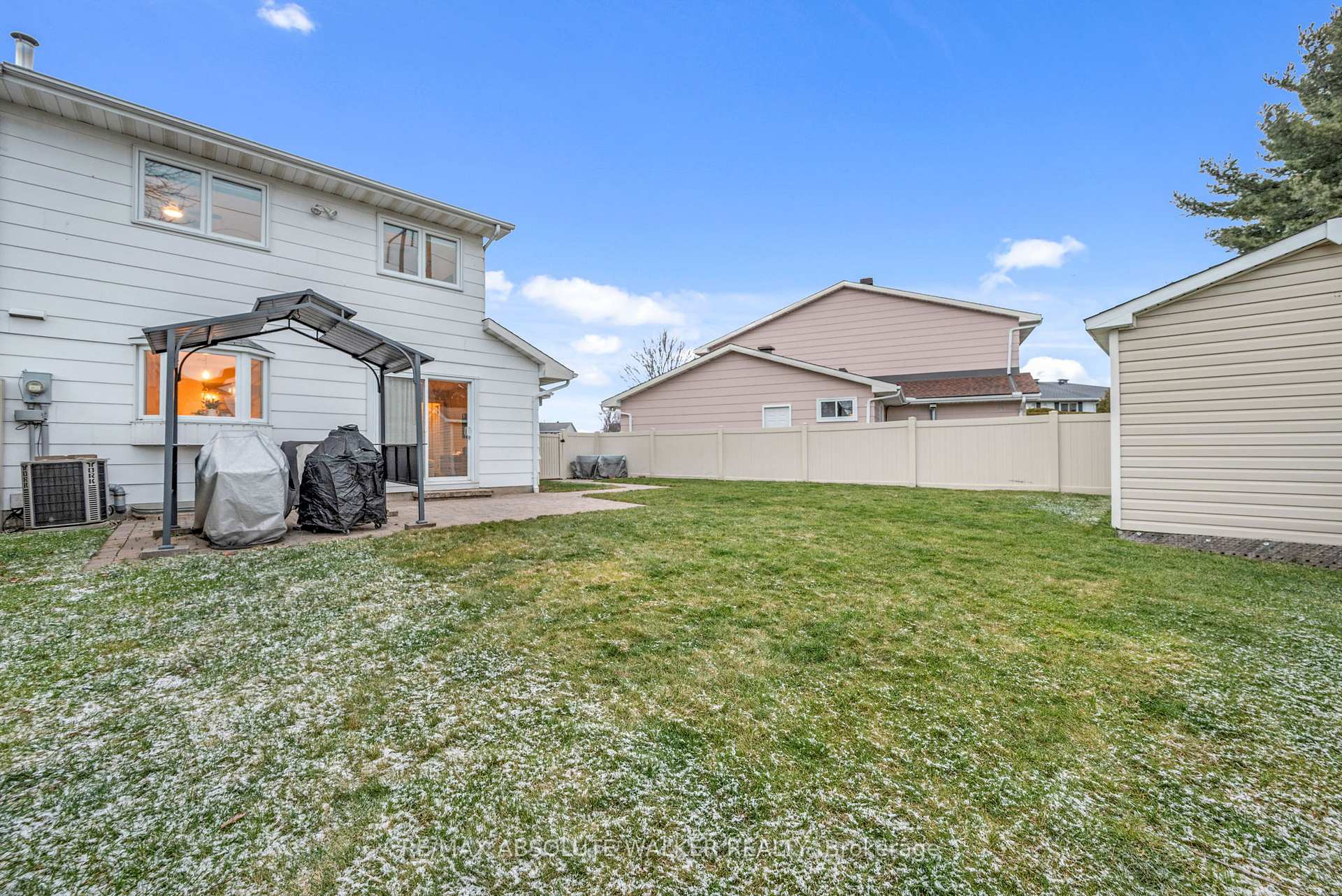 Photo 35 of 9 Bainbridge Avenue, Ottawa, Craig Henry/Woodvale — HOMEH