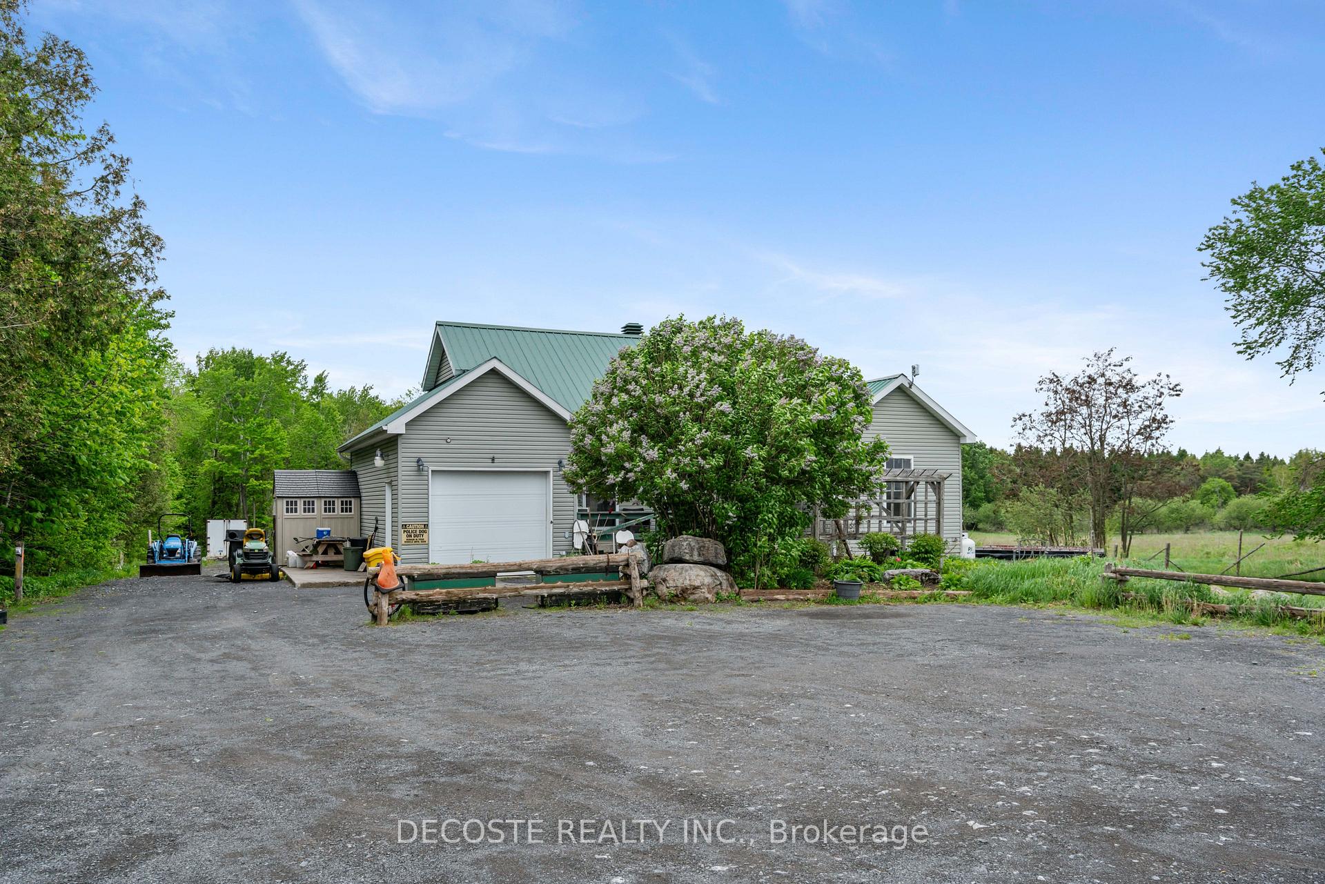 Photo 2 of 3804 4th Line Road, South Glengarry, South Glengarry (Lancaster) Twp — HOMEH