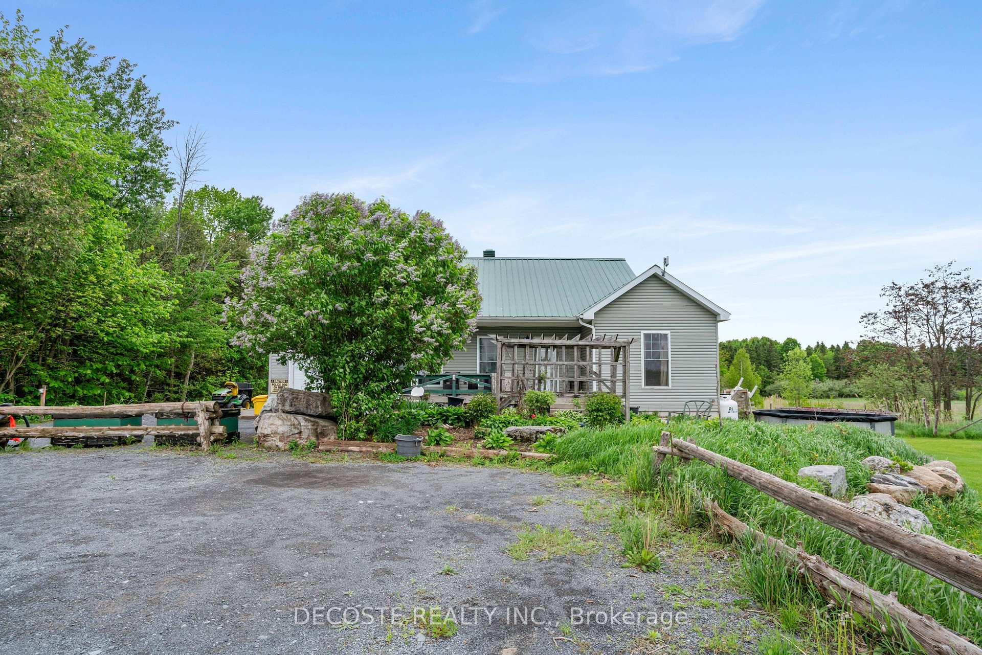 Photo 3 of 3804 4th Line Road, South Glengarry, South Glengarry (Lancaster) Twp — HOMEH