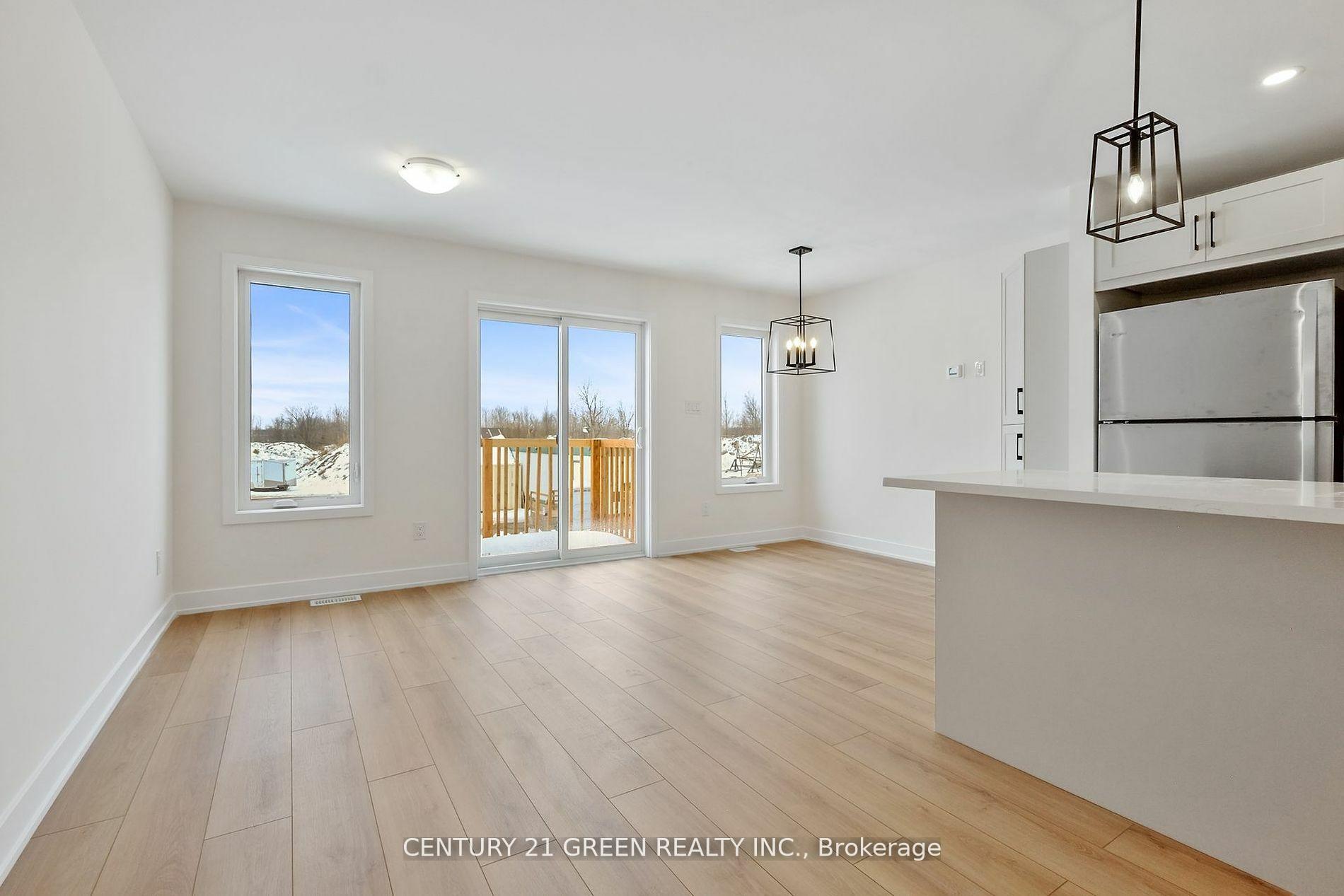 Photo 4 of 27 Margaret Graham Terrace, Smiths Falls — HOMEH
