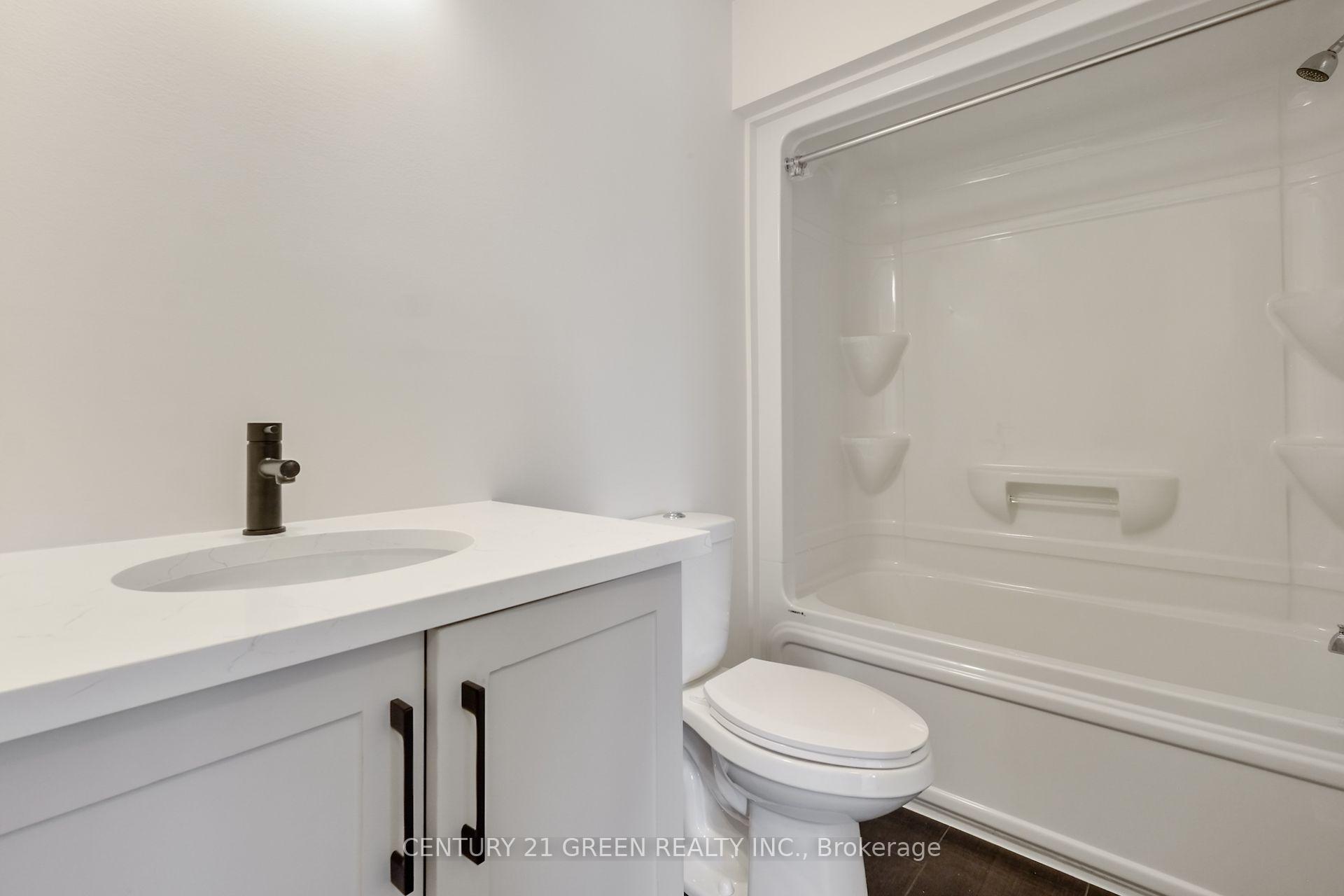 Photo 8 of 27 Margaret Graham Terrace, Smiths Falls — HOMEH